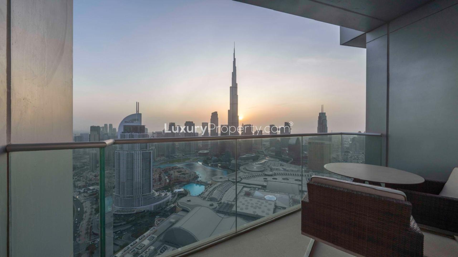 Luxury living room in 4-bedroom apartment, Downtown Dubai, Address Fountain Views, elegant interior design