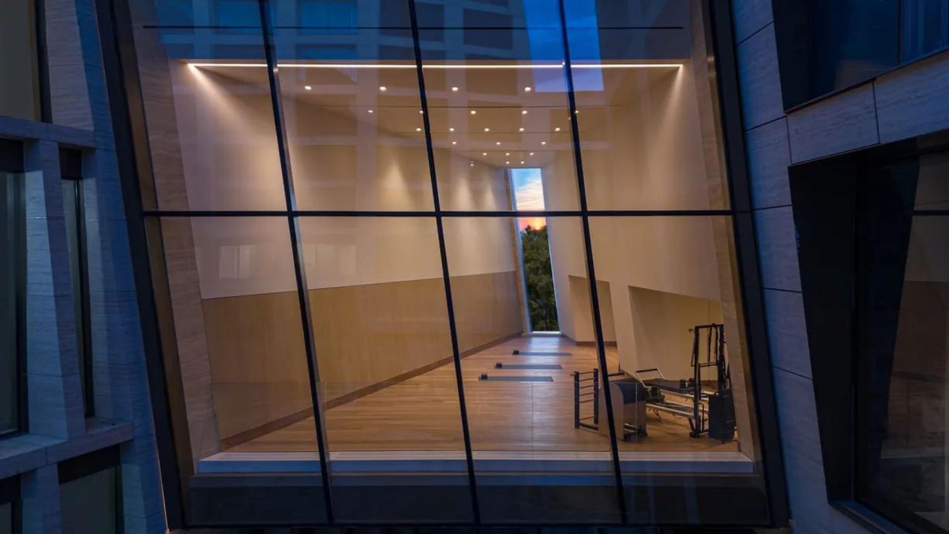 Luxurious living room with panoramic New York skyline view, One High Line Residence