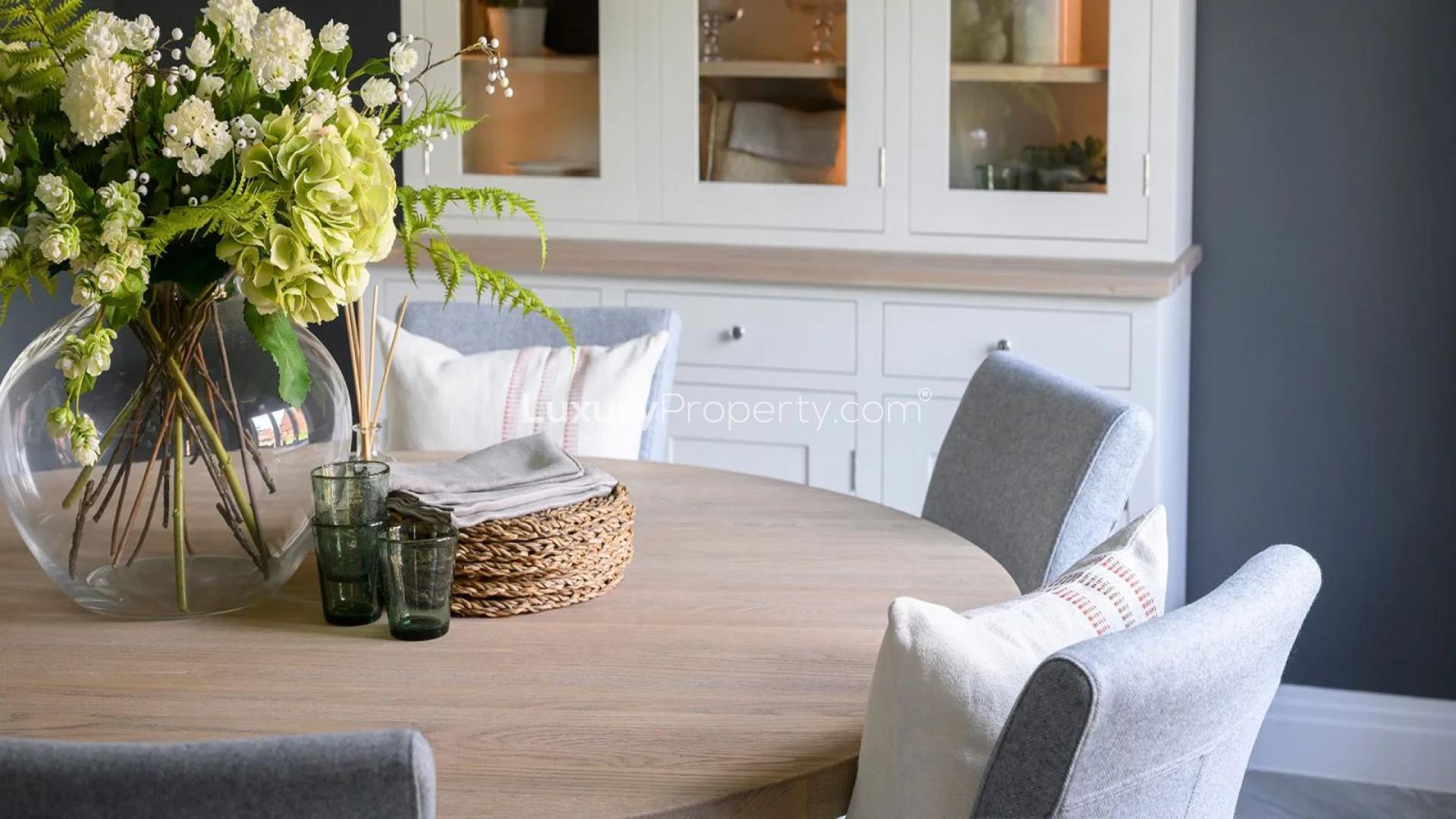 Elegant living room in Oakhill apartment, featuring cozy sofas and modern decor