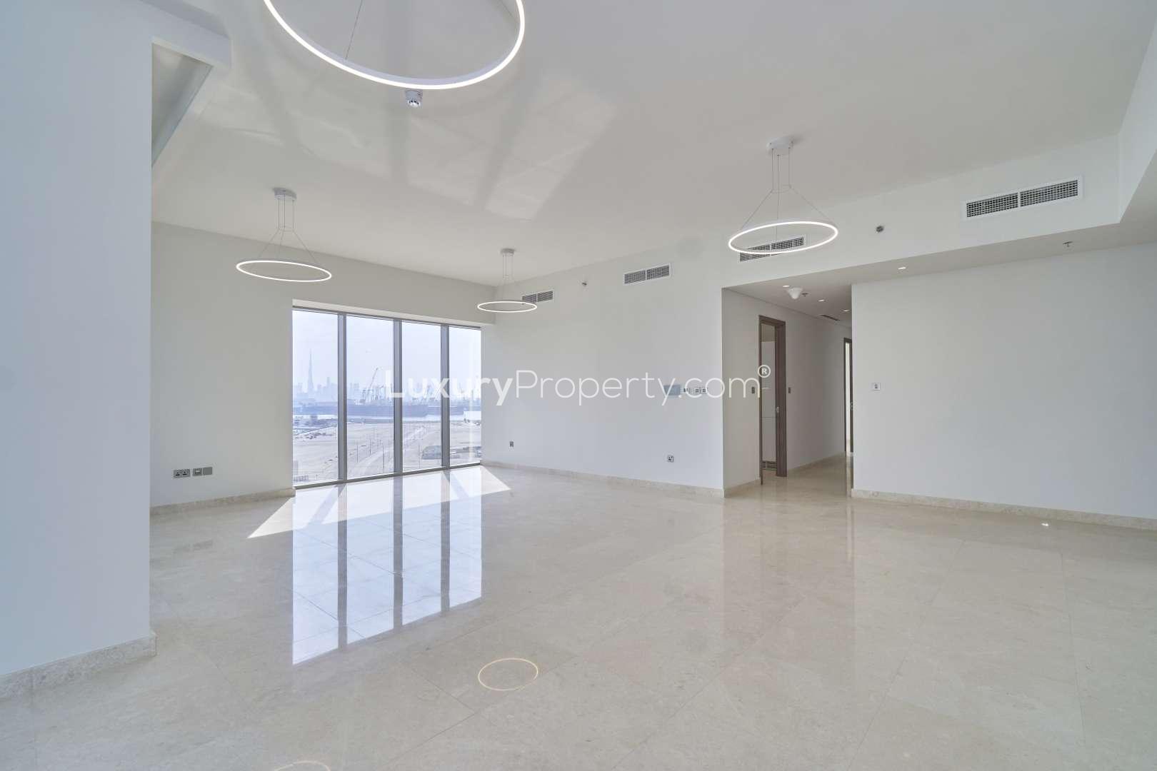 Spacious living area in 3-bedroom apartment at Anwa by Omniyat, Dubai Maritime City