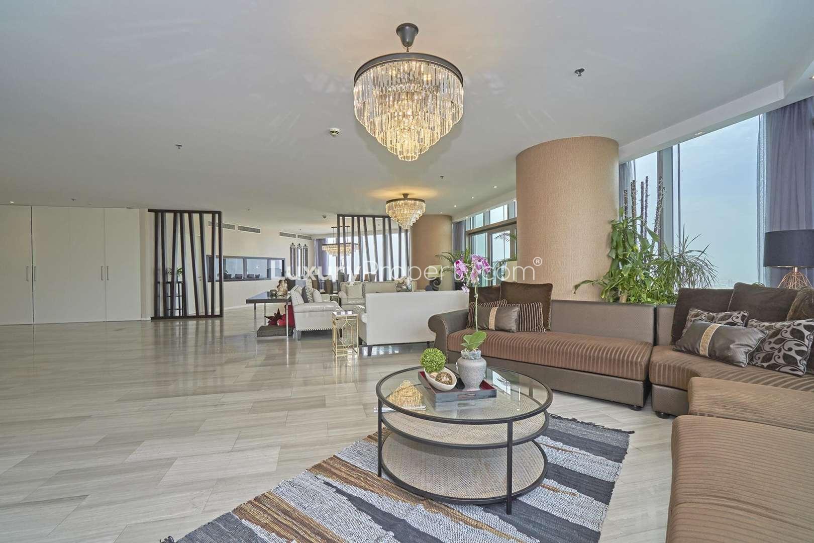 Luxurious dining area in four-bedroom apartment, D1 Tower, Culture Village, Dubai