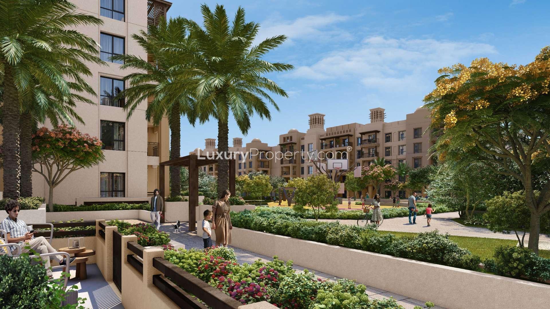 Luxurious Madinat Jumeirah Living apartment with poolside views, Umm Suqeim community