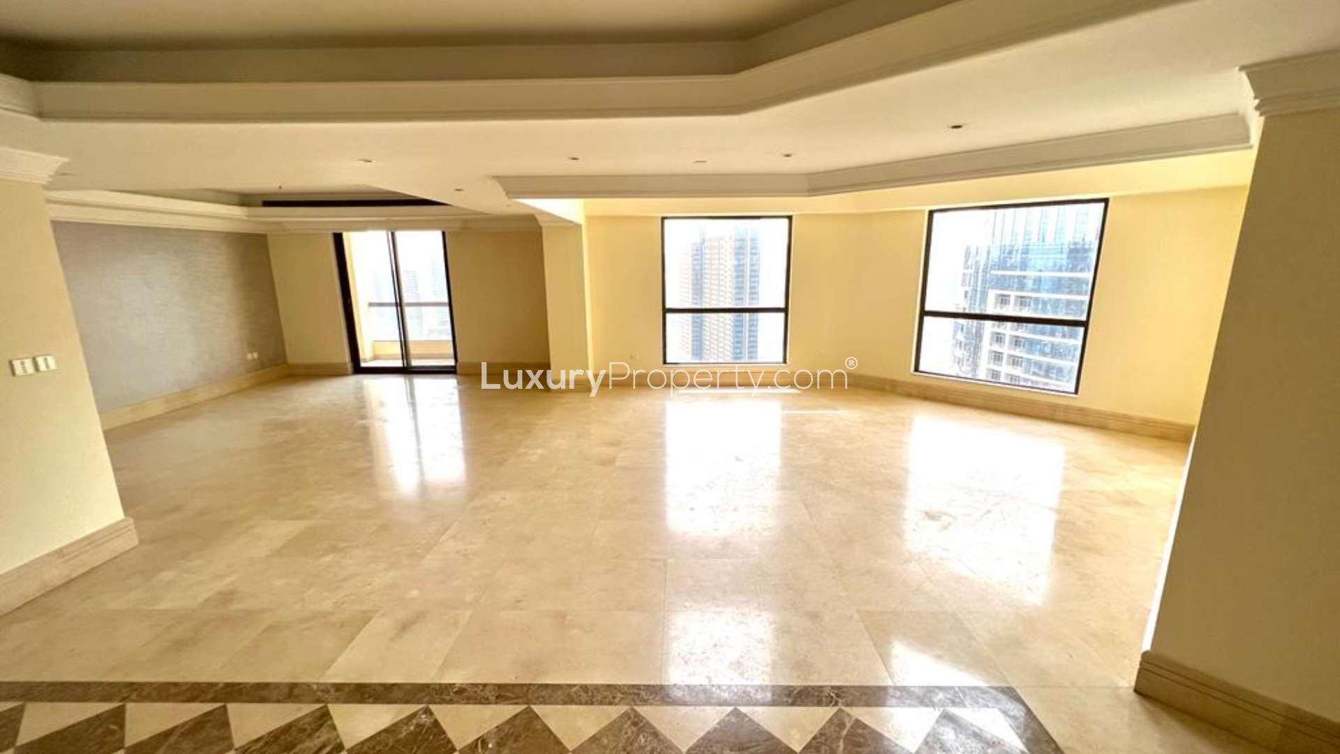 Duplex apartment with full Marina view in Jumeirah Beach Residence, Sadaf community