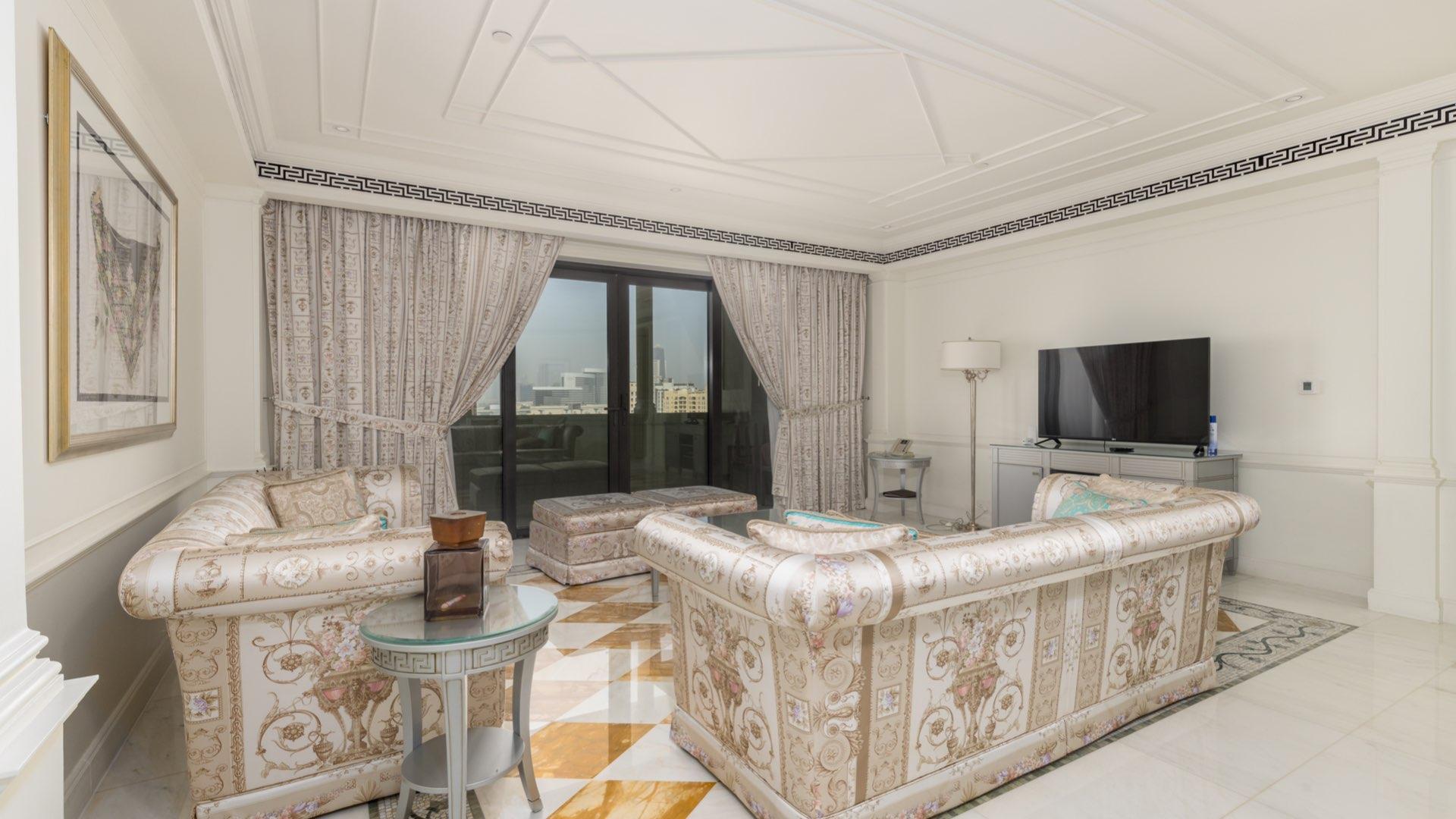 Luxurious living room in 4-bedroom penthouse, Palazzo Versace, Culture Village, for rent
