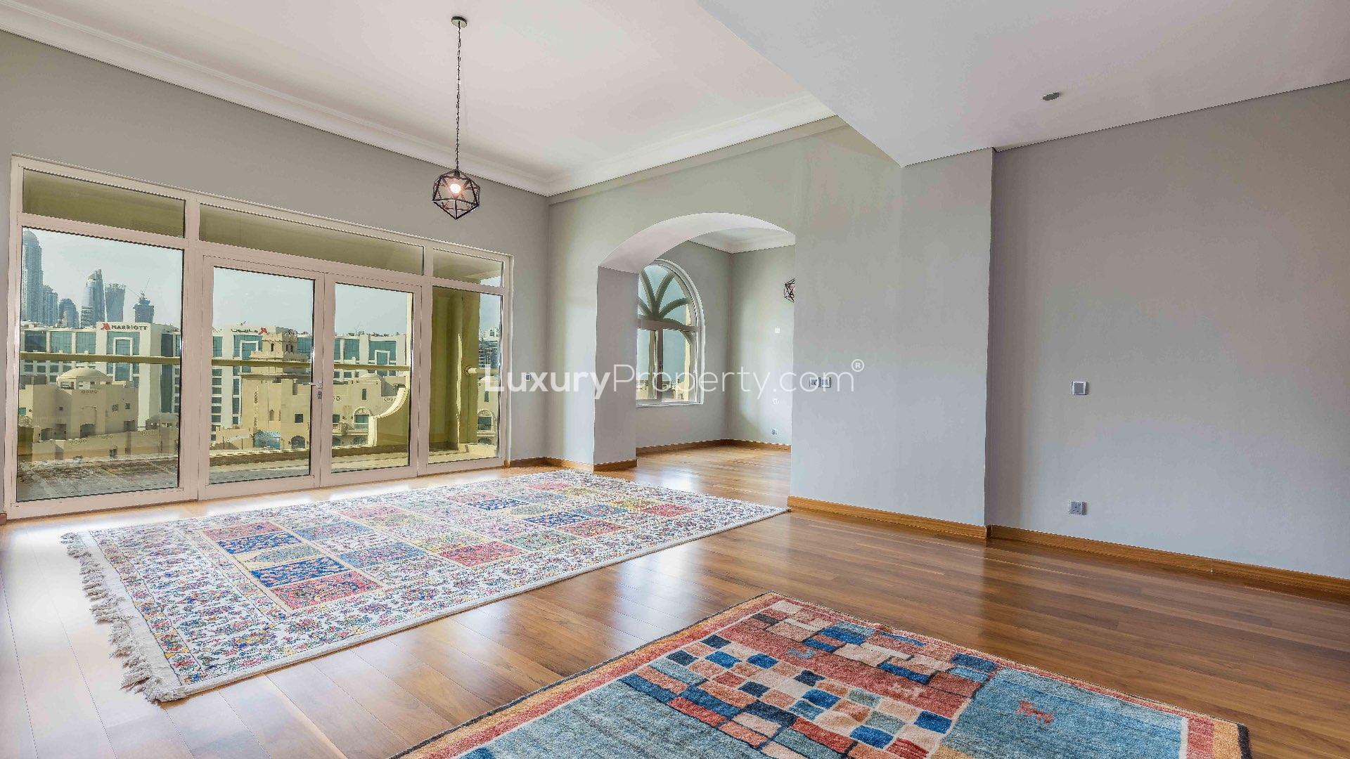 Luxurious 4-bedroom penthouse interior with city view in Shoreline Residences, Palm Jumeirah