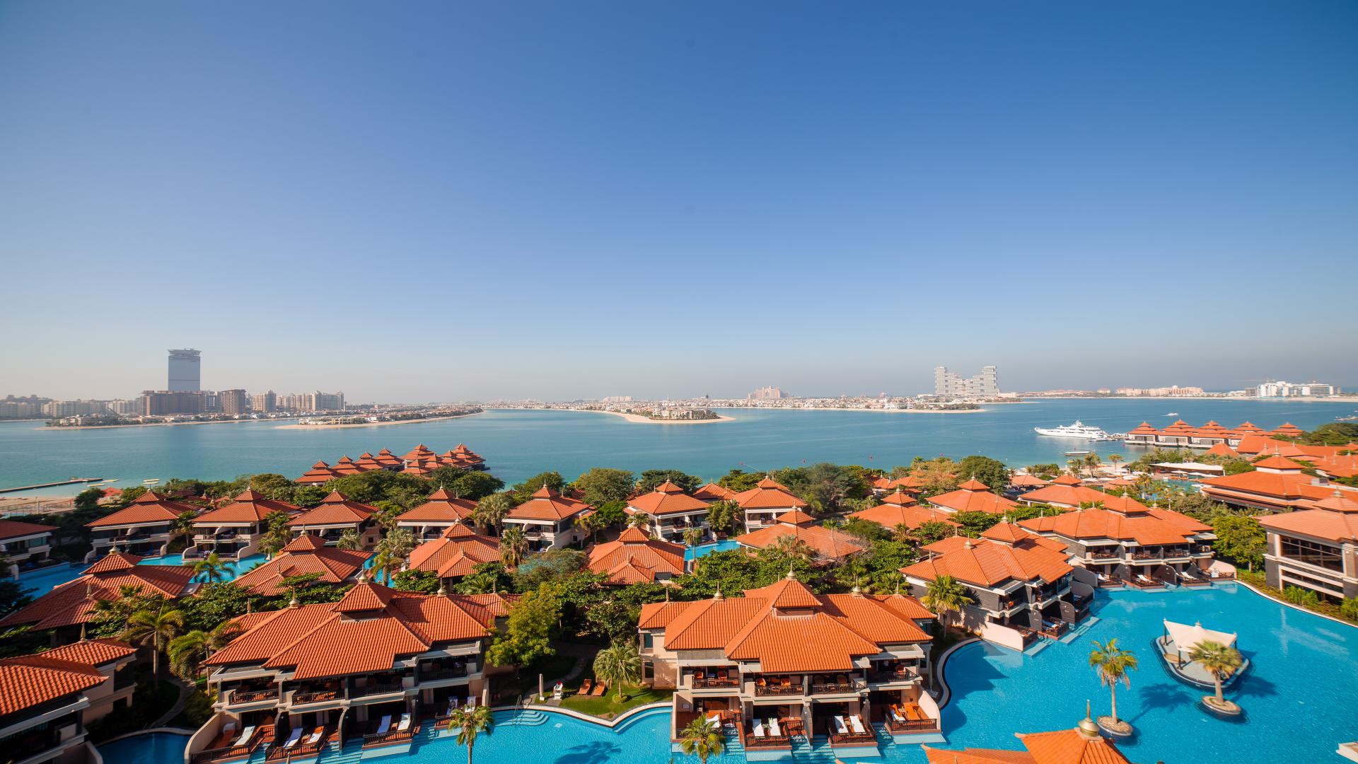 Penthouse with stunning sea view and pool at Anantara Residences, Palm Jumeirah