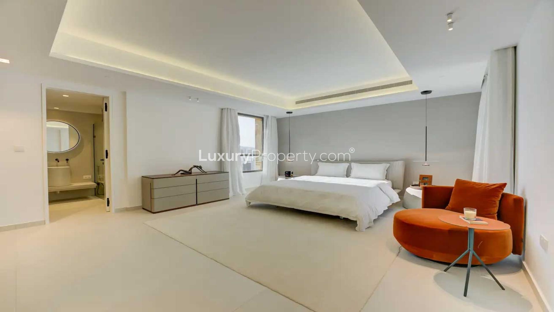 Luxurious kitchen in high-end Sadaf 8 penthouse, Jumeirah Beach Residence, with modern design