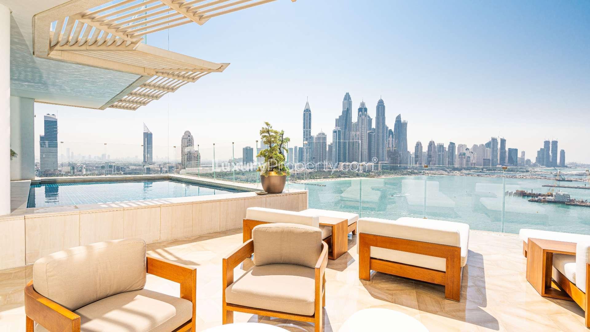 Luxurious penthouse with private pool and stunning skyline, sea views at Palm Jumeirah