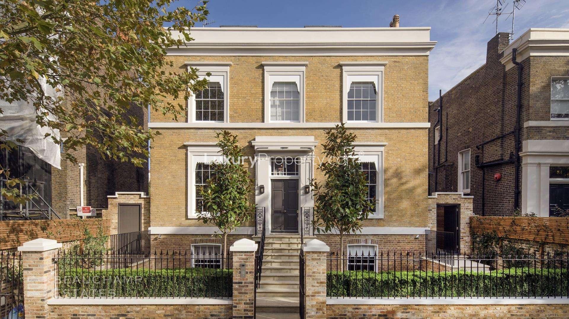 Luxury open-plan living area in St. Edmund's Terrace penthouse, London, with elegant furnishings
