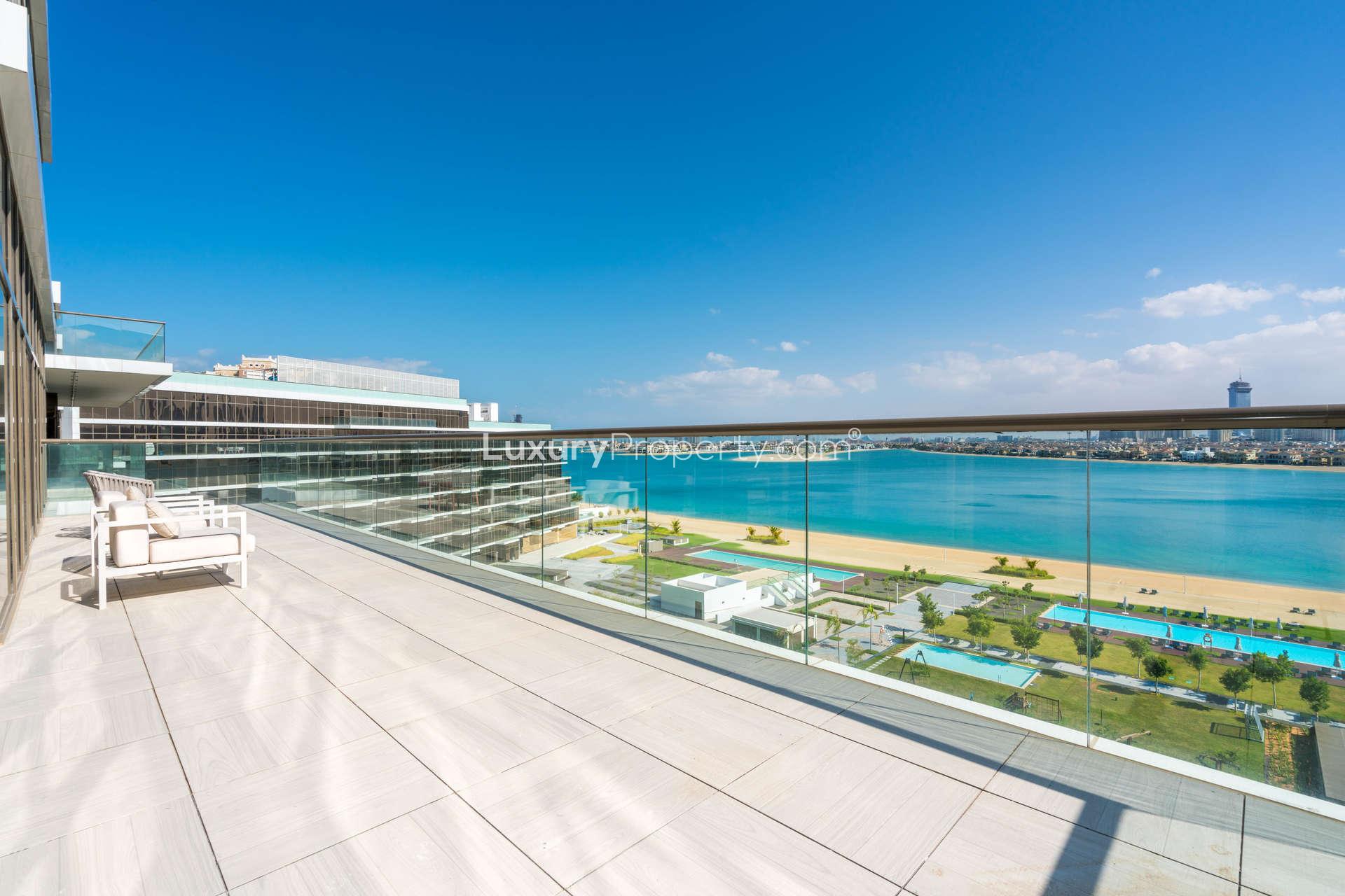 Luxurious dining area with panoramic views in Palm Jumeirah penthouse for sale