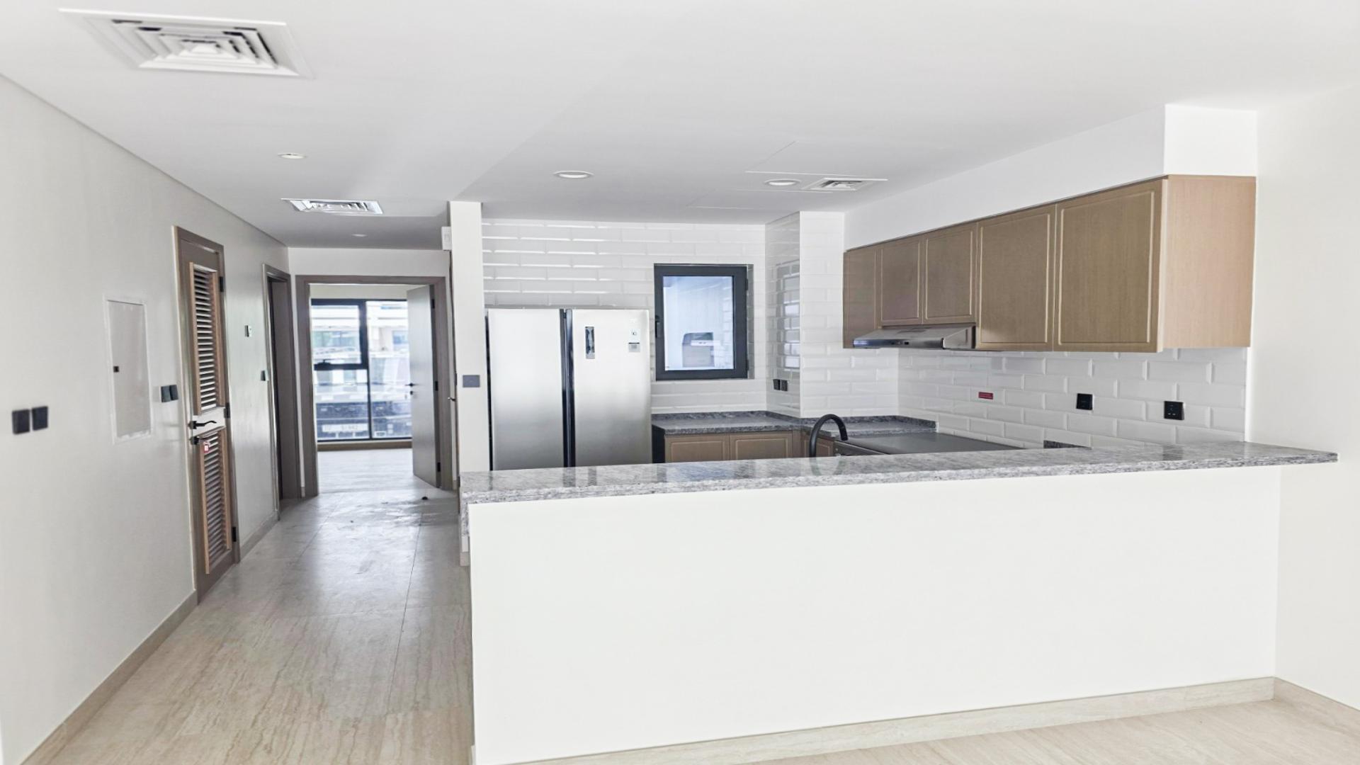 Modern kitchen in 4-bedroom townhouse, Damac Lagoons, Santorini. Spacious and brand new design