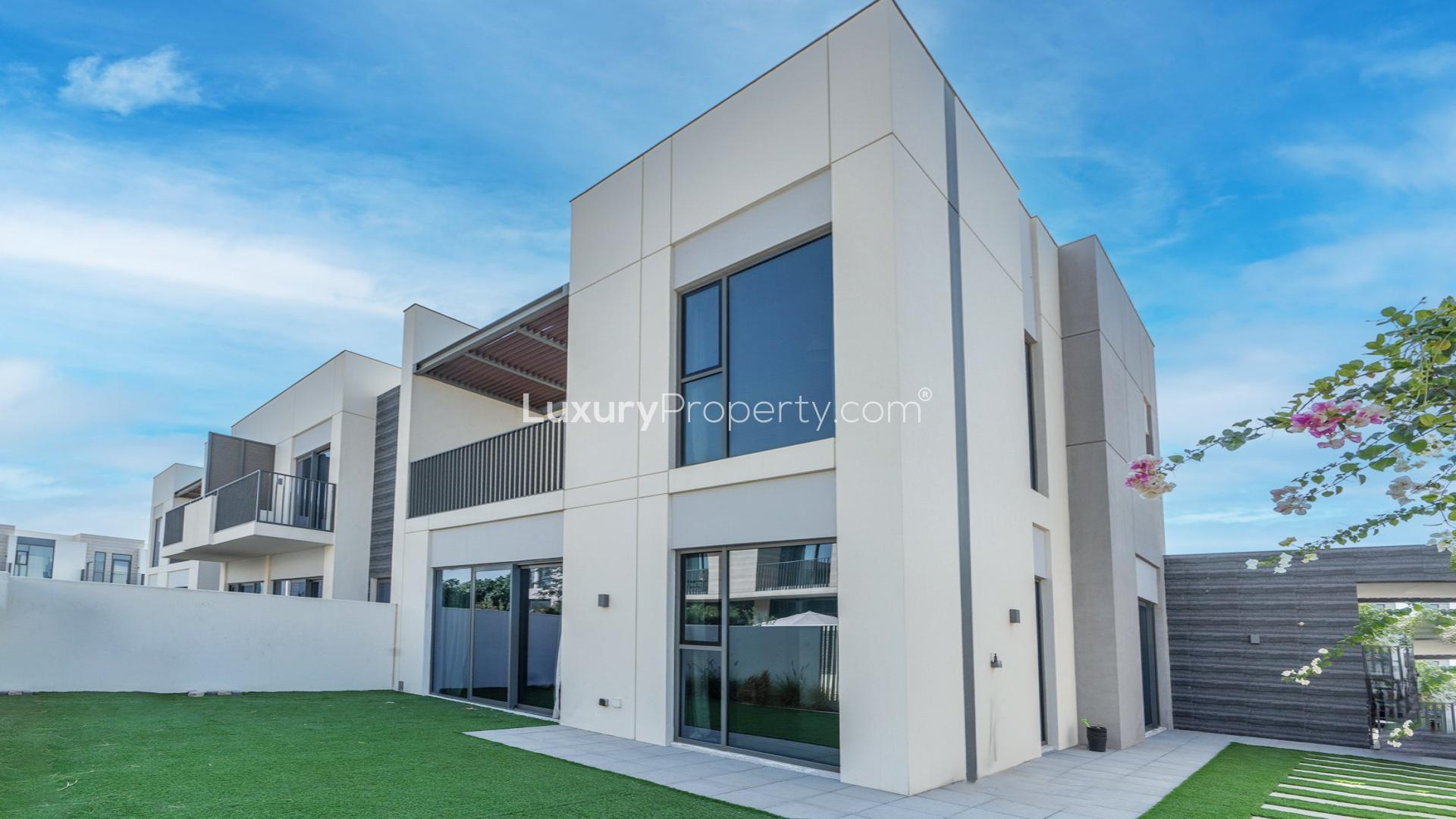 Exterior view of modern 4-bedroom townhouse in Arabian Ranches 3