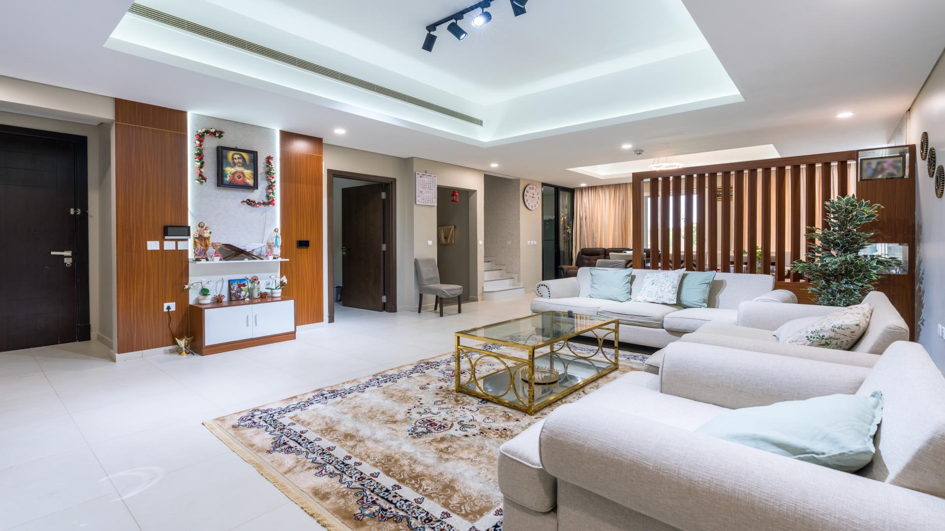 Spacious backyard of 4-bedroom townhouse for rent in Victory Heights, Dubai Sports City