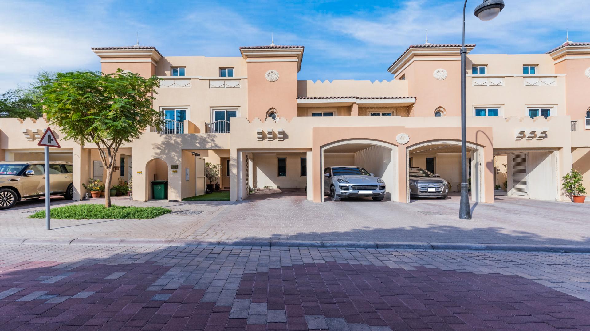 Luxury living room in 4-bedroom townhouse, Victory Heights, Dubai Sports City, modern decor