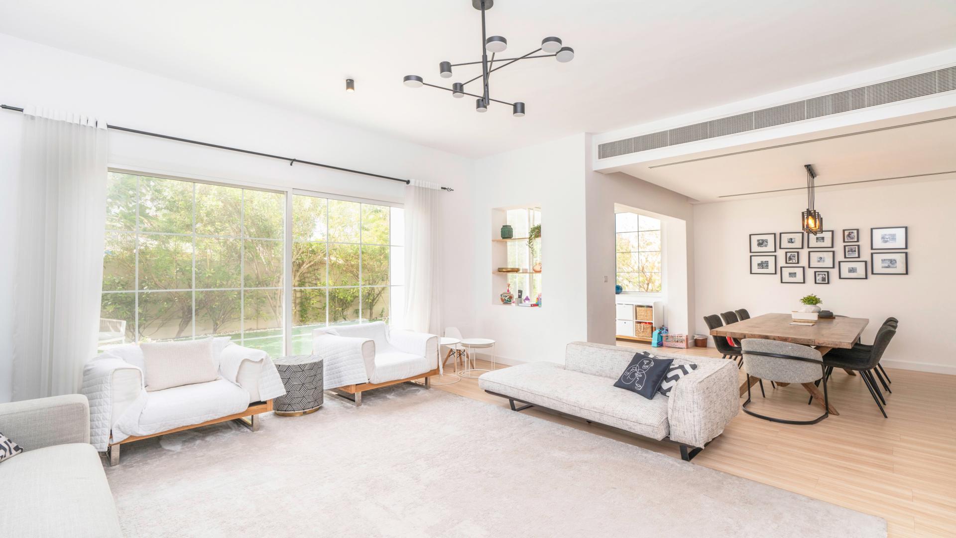 Single row villa exterior with garden in Azalea, Arabian Ranches 2, for rent