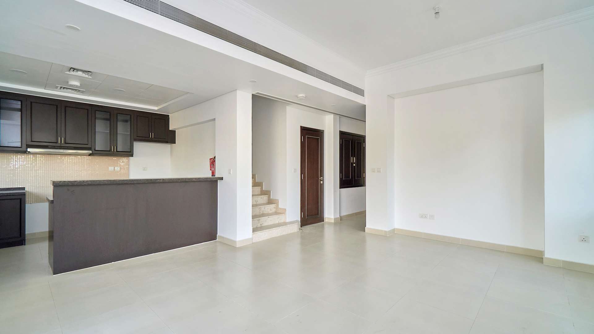 Semi-detached 4-bedroom villa exterior in Casa Viva, Serena, available for rent