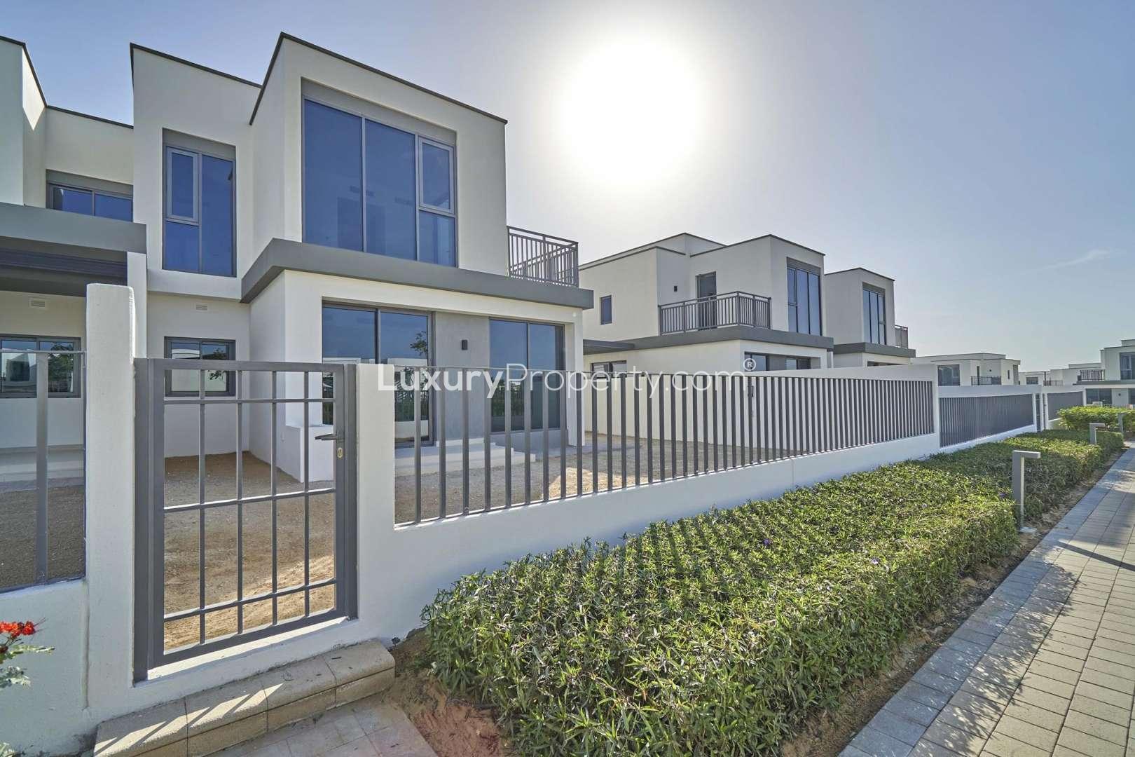 N/A,Modern kitchen in 4-bedroom townhouse for rent, Maple 3, Dubai Hills Estate