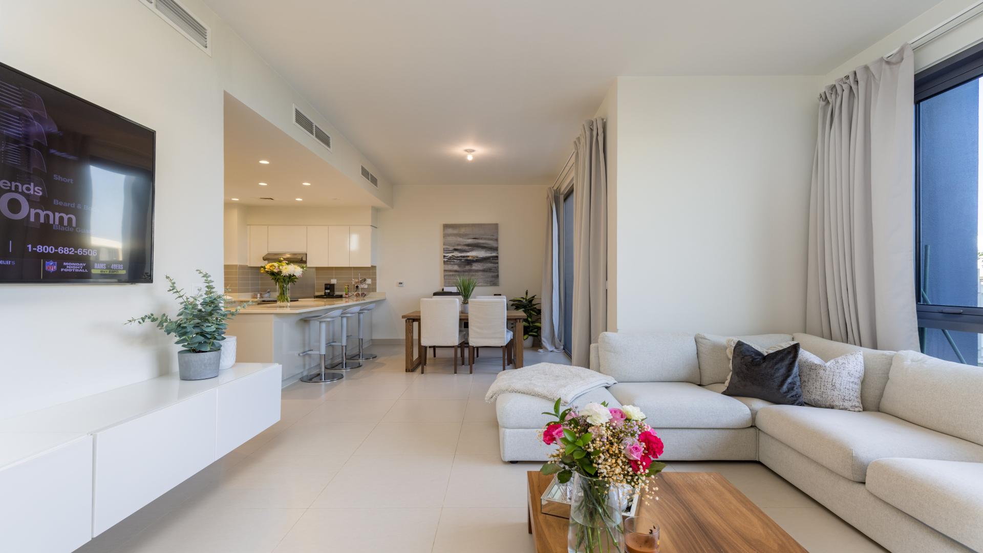 Luxurious furnished living room in 4-bedroom villa, Dubai Hills Estate, Maple community