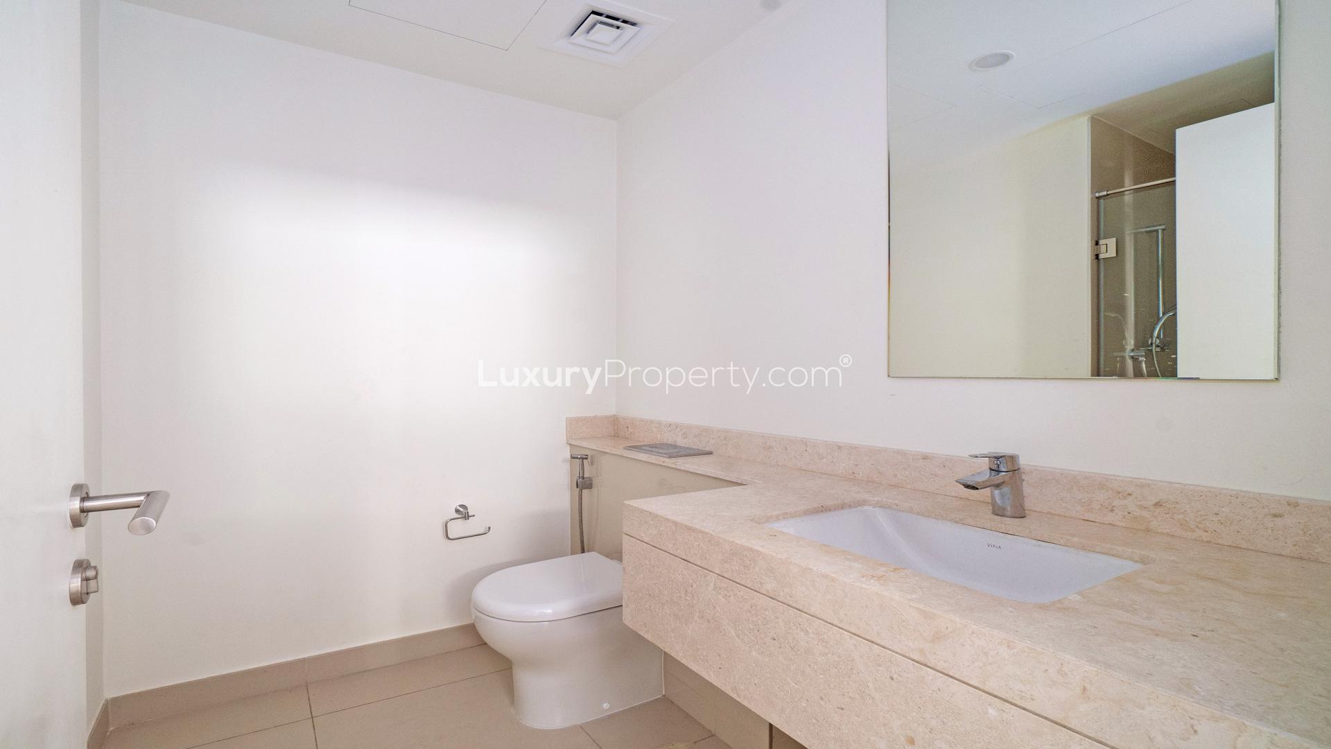 Modern kitchen in 4-bedroom townhouse at Maple, Dubai Hills Estate, available for rent