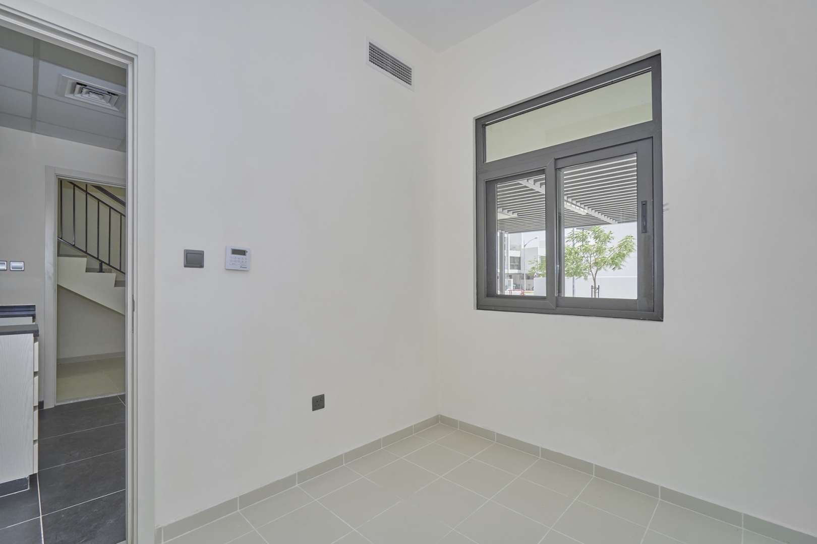 Modern kitchen in four-bedroom townhouse for rent, Akoya Oxygen, Primrose community