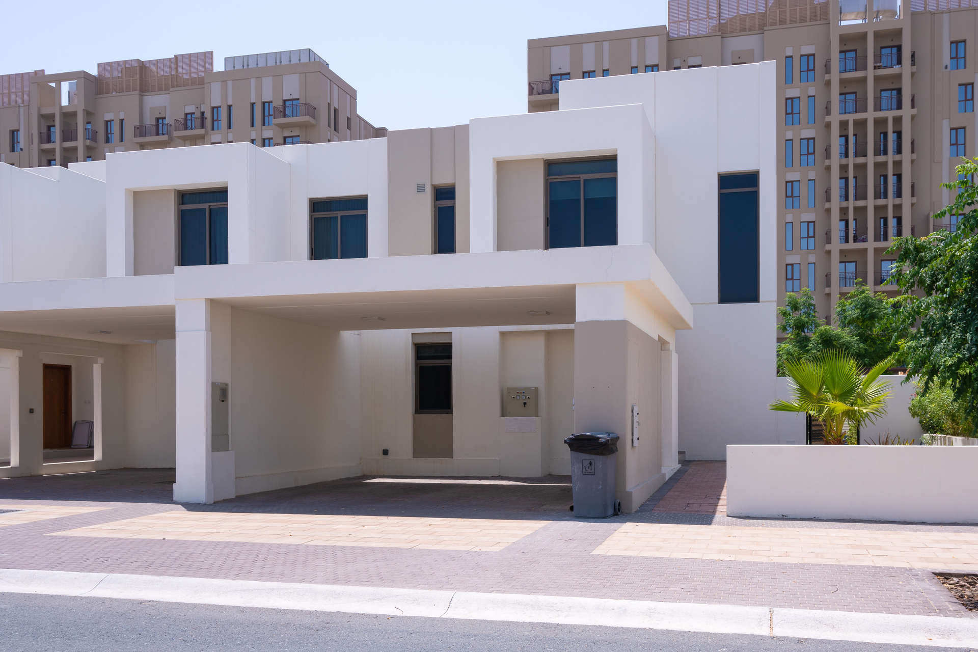 Staircase and hallway entrance in Zahra Town Square 4-bedroom townhouse for rent