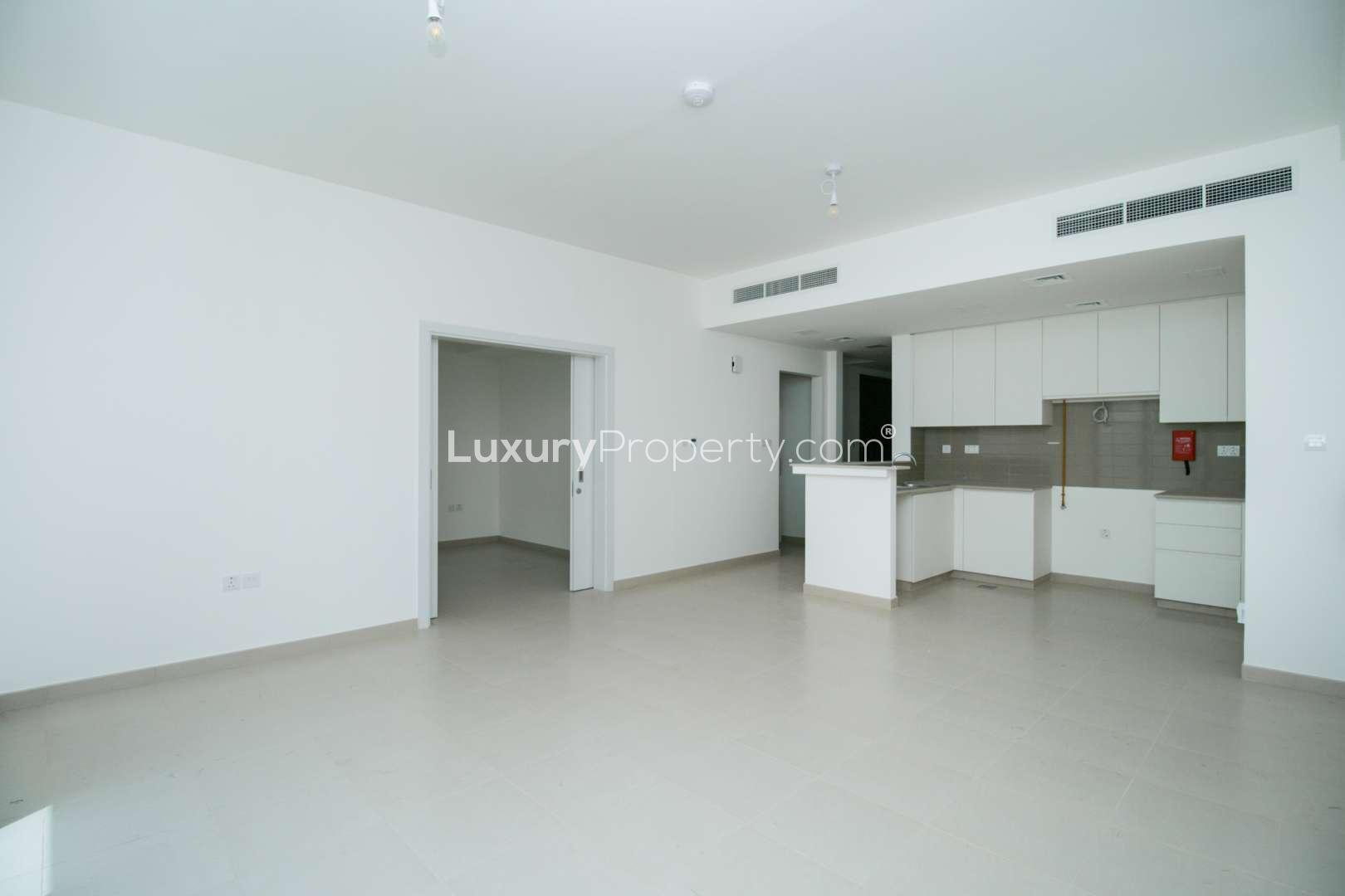 Modern kitchen in Type 4 corner townhouse, Zahra Townhouses, Town Square, available for rent