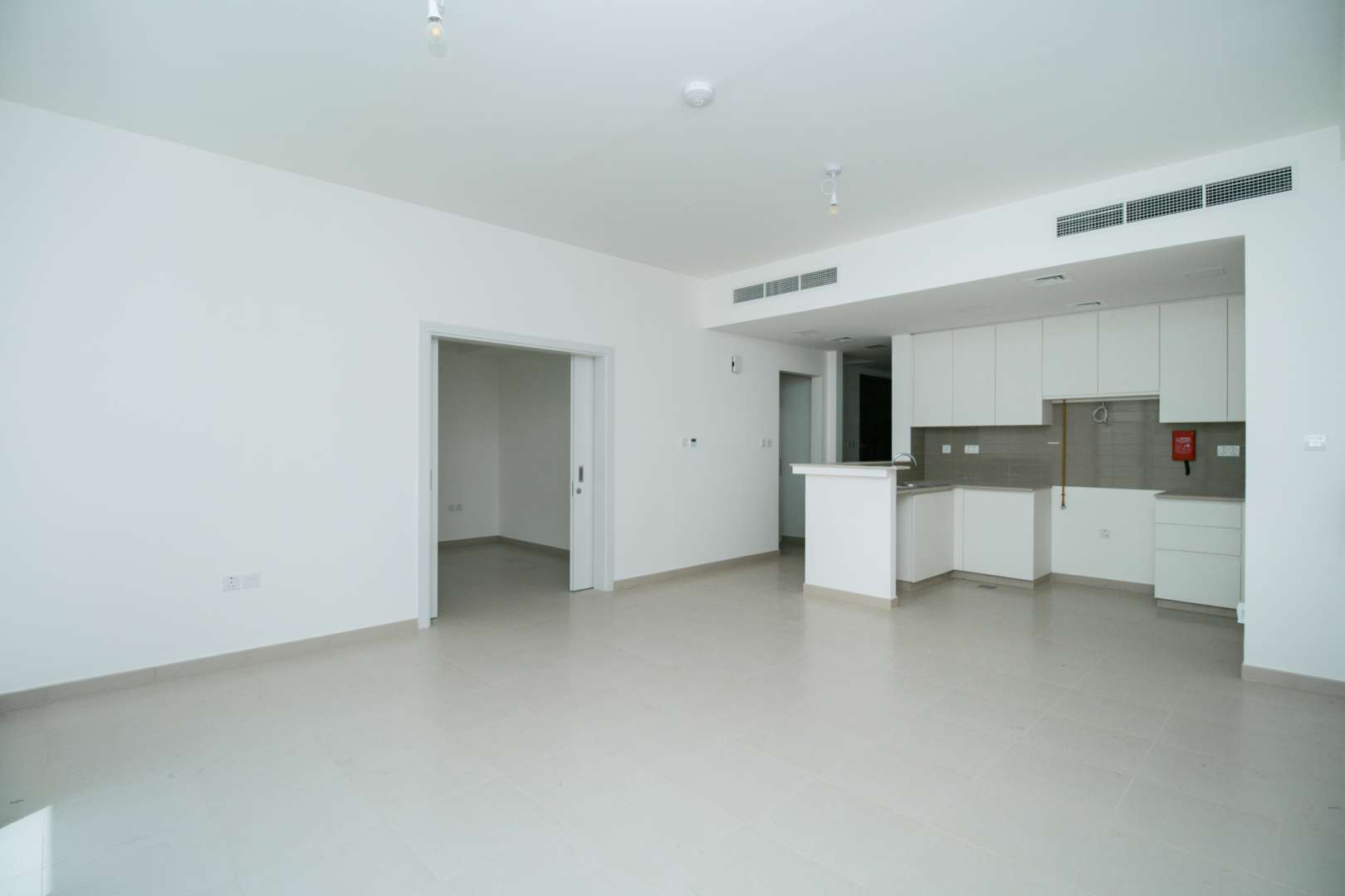 Modern kitchen in Type 4 corner townhouse, Zahra Townhouses, Town Square, available for rent