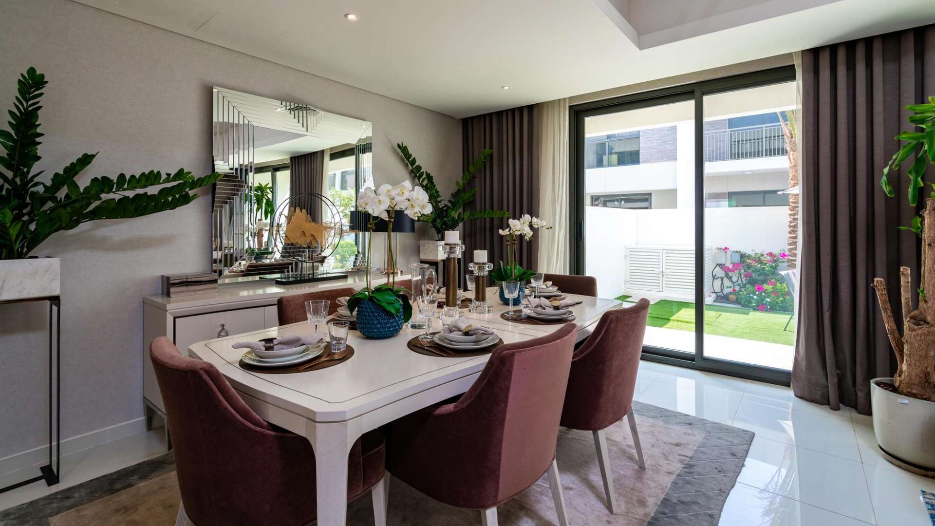 Luxurious living room in 4-bedroom townhouse, Claret, Akoya Oxygen, Dubai. Modern decor and furniture