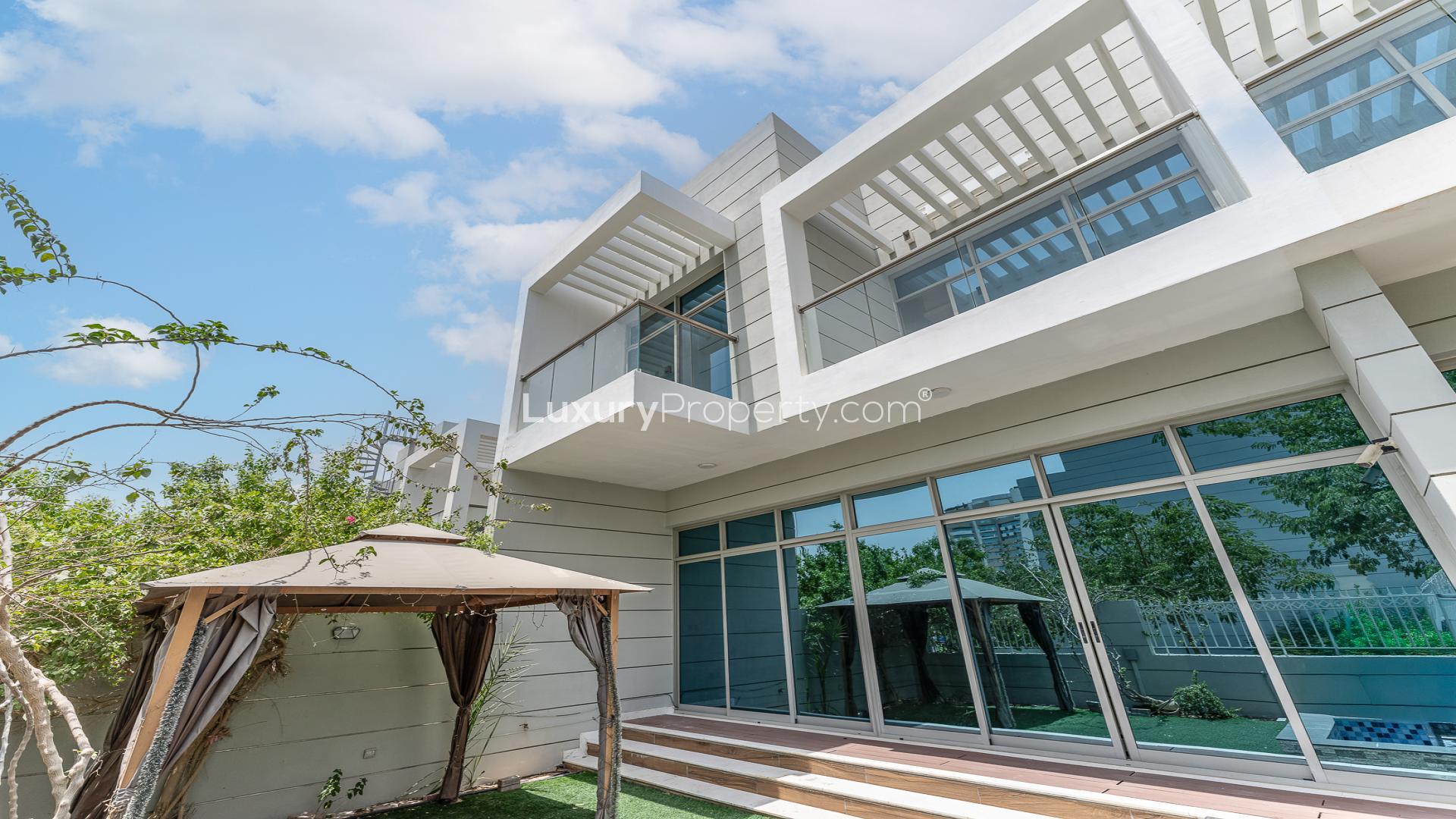 Spacious living area in 4-bedroom townhouse for sale, Al Furjan, The Dreamz, LP45663