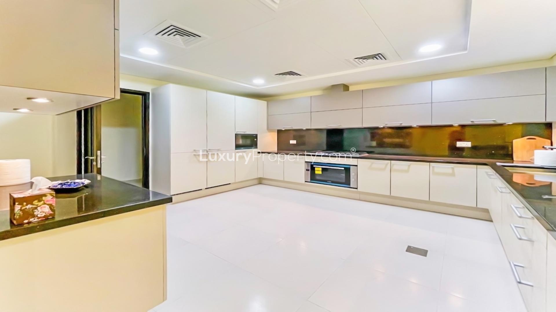 Contemporary townhouse with artificial grass yard in Meydan Gated Community, Dubai