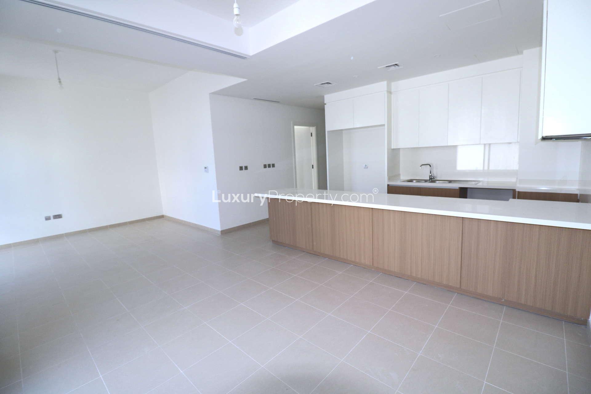 N/A,Modern kitchen in 4-bedroom townhouse for rent, Reem Community, Arabian Ranches 2