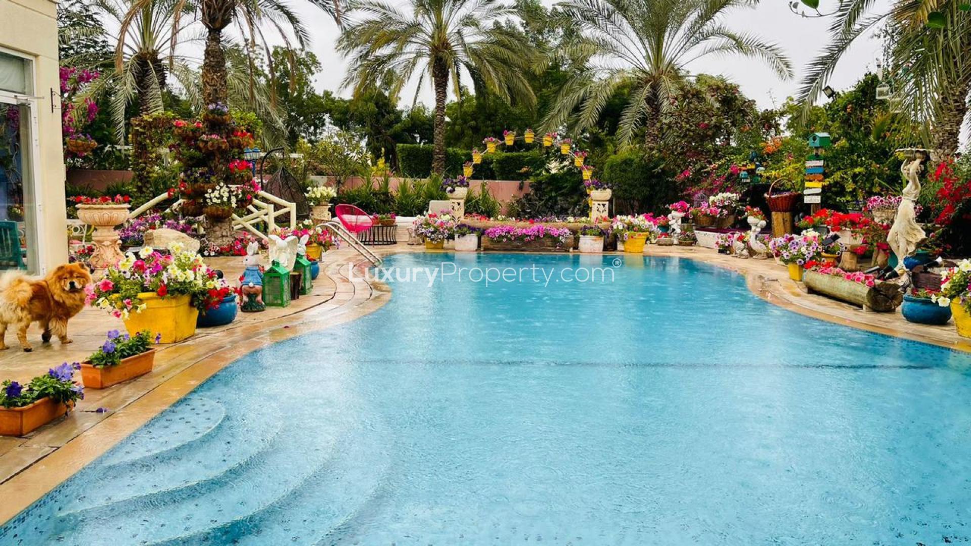 Award-winning landscaped garden in fully upgraded Meadows 9 villa for rent