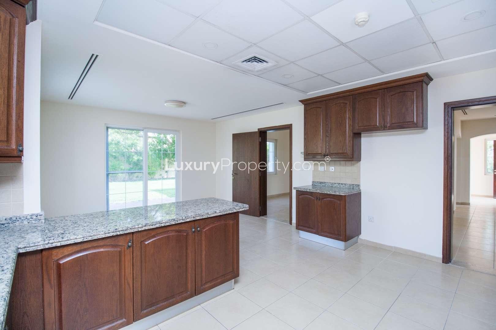 Spacious kitchen with granite countertops in Alvorada 2 villa, Arabian Ranches for rent