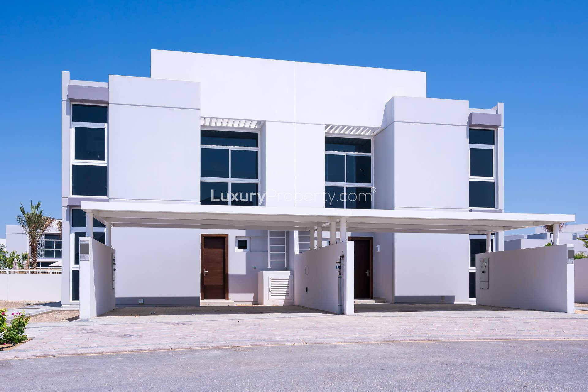 Floorplan of 4-bedroom townhouse for rent in Arabella 1, Mudon, showing layout