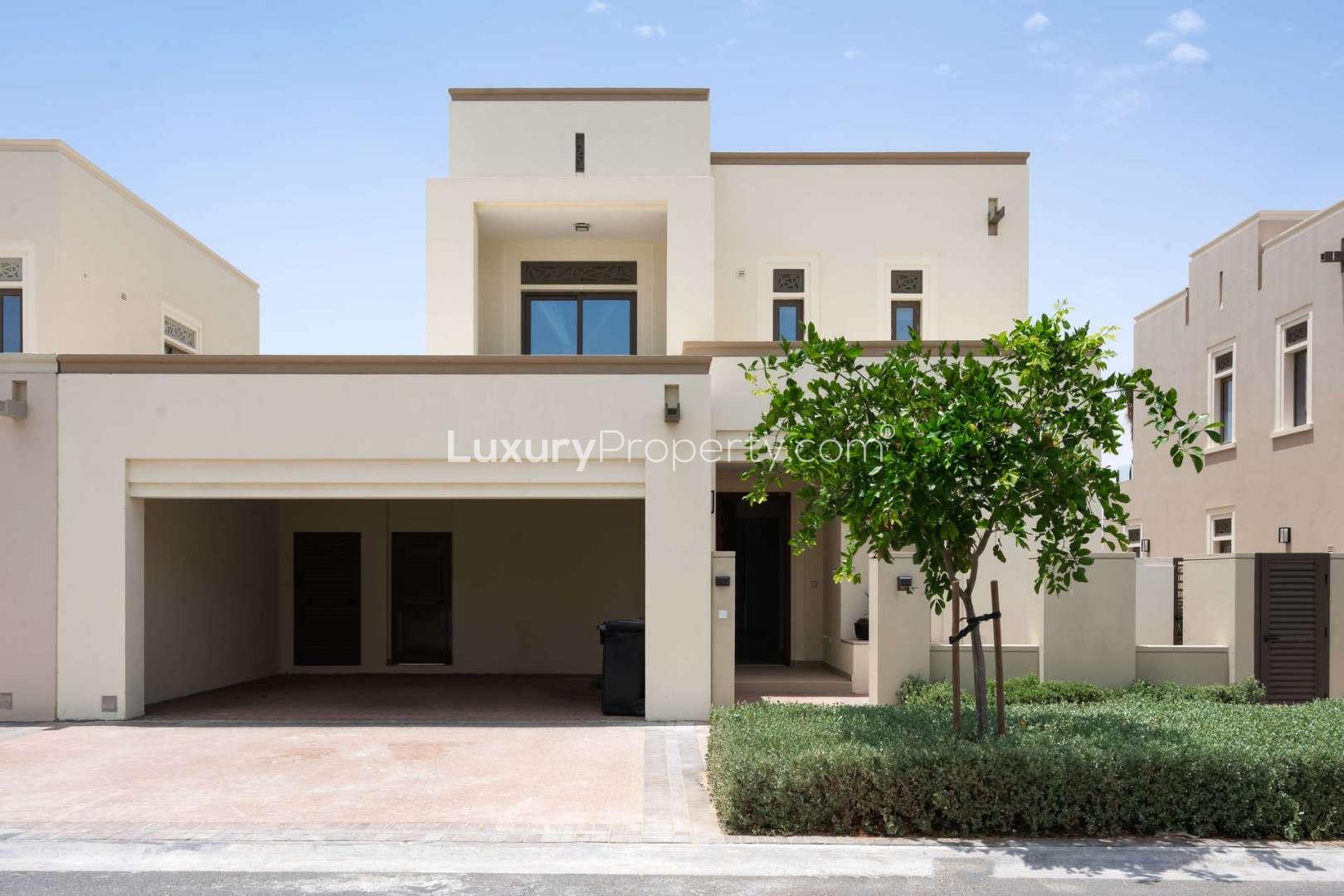 4-bedroom villa exterior with garden in Azalea, Arabian Ranches 2, for rent