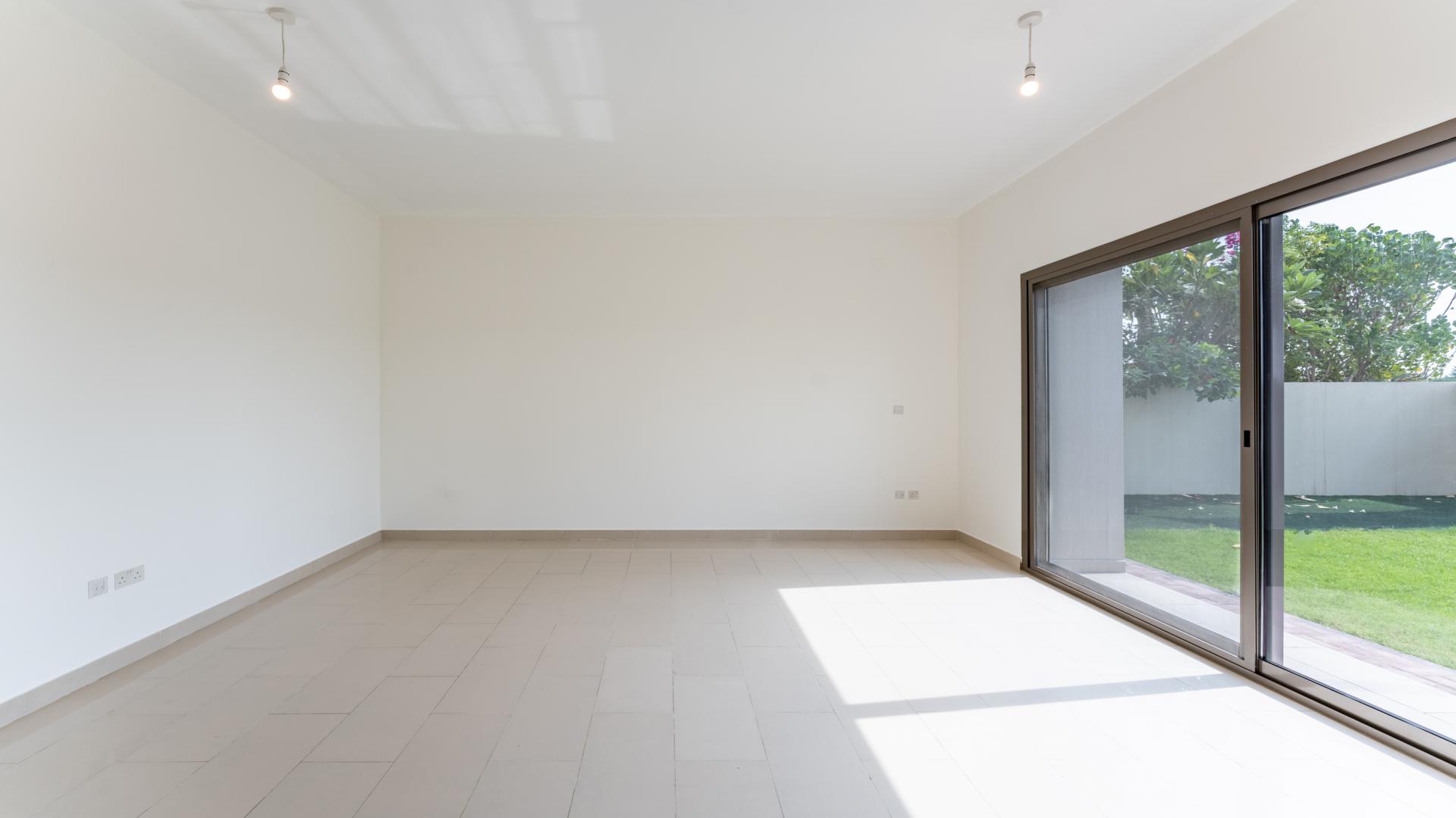 Spacious living room in modern 4-bedroom villa, Arabian Ranches 2, Azalea community