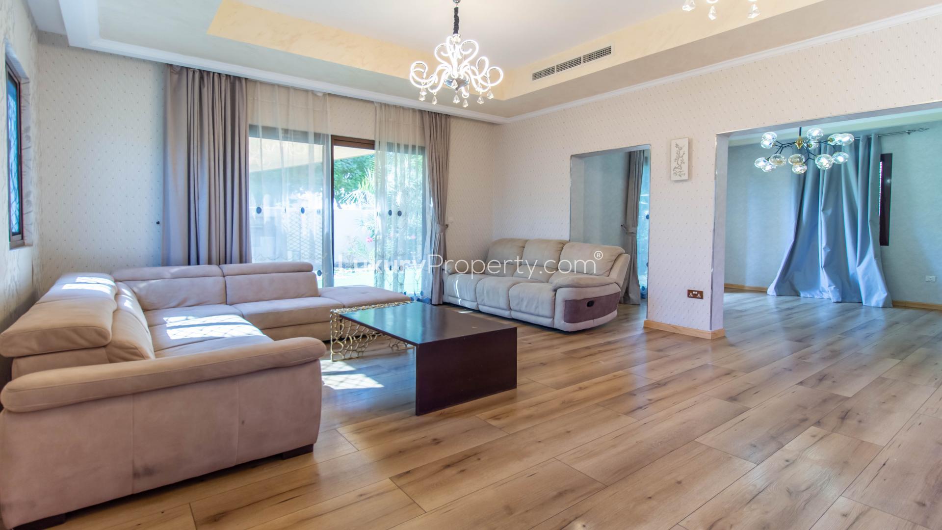 Four-bedroom corner villa with garden and garage in Arabian Ranches 2, Lila community