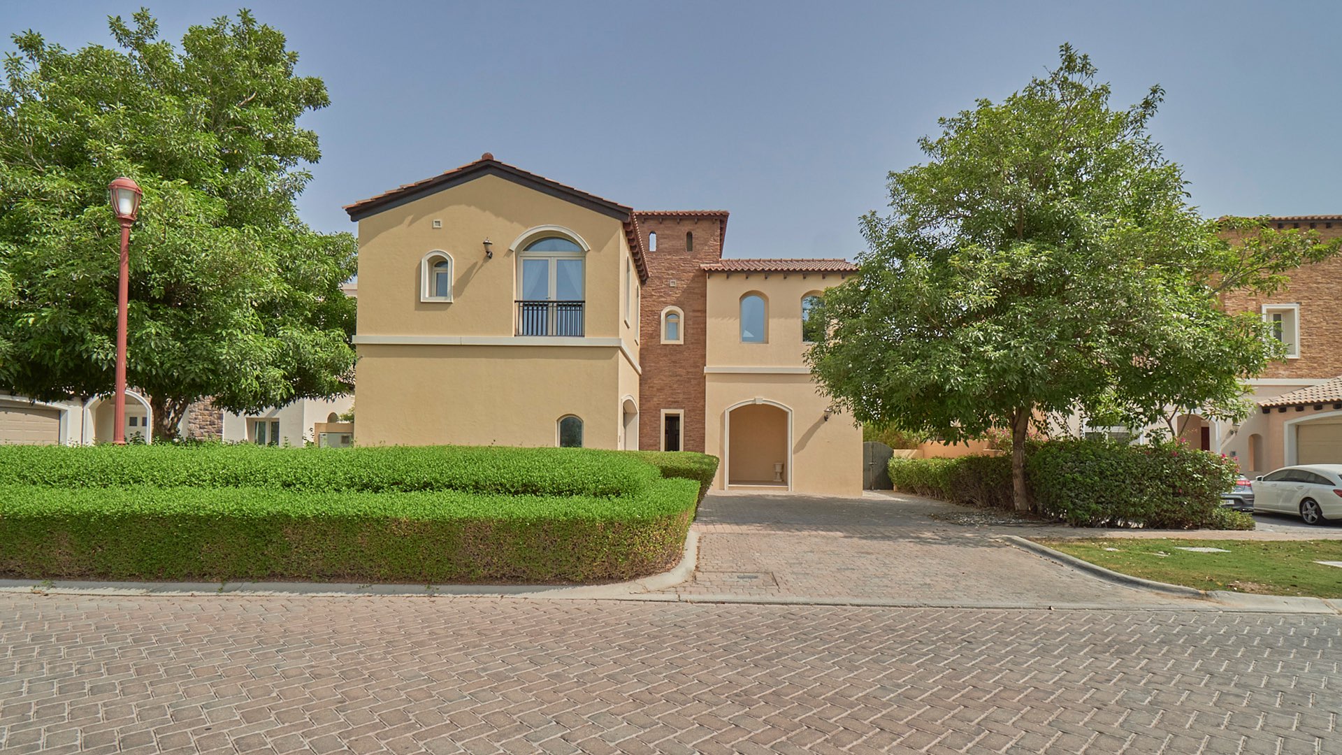 Fully furnished villa exterior in Sienna Lakes, Jumeirah Golf Estates, for rent