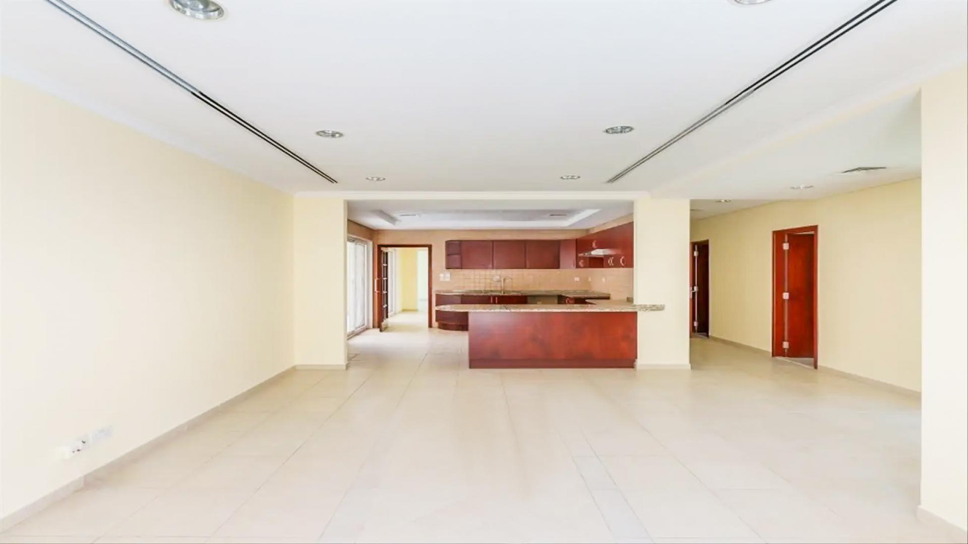 Modern kitchen in 4-bedroom villa for rent, Green Community West, Dubai