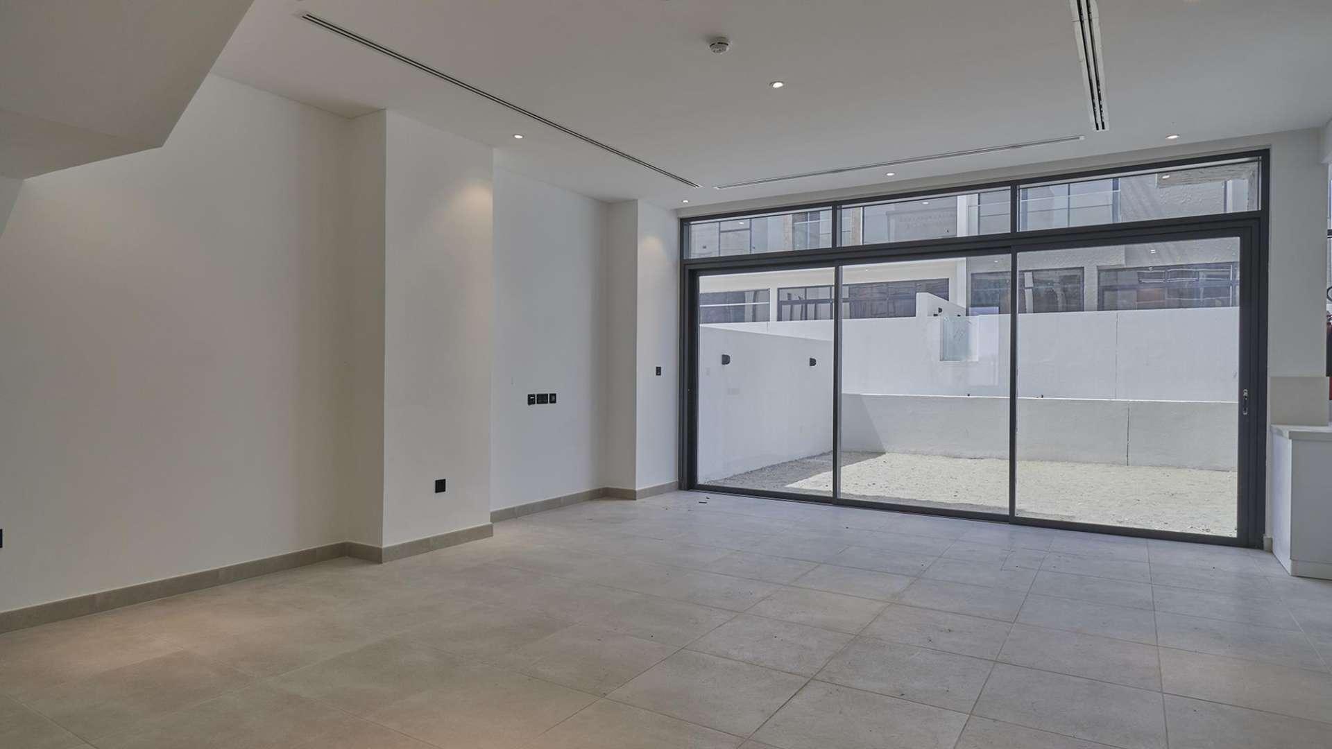 Modern 4-bedroom villa exterior in Jumeirah Luxury, Jumeirah Golf Estates, available for rent