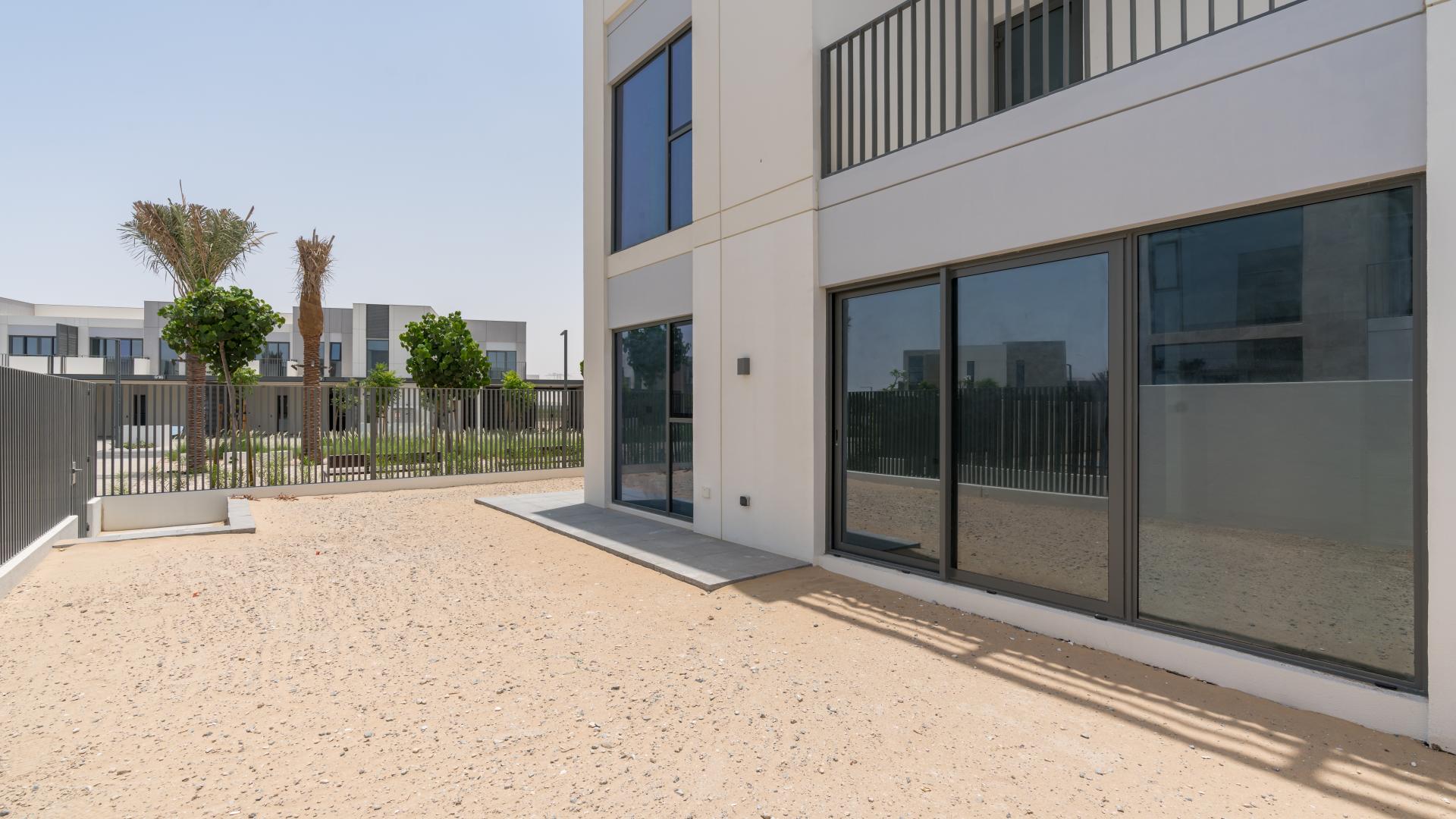 Spacious living area in 4-bedroom villa, Joy, Arabian Ranches III, bright natural light