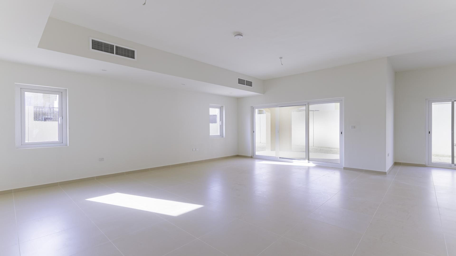 Villa for rent on large corner plot in Villanova, Dubai Land, with garage