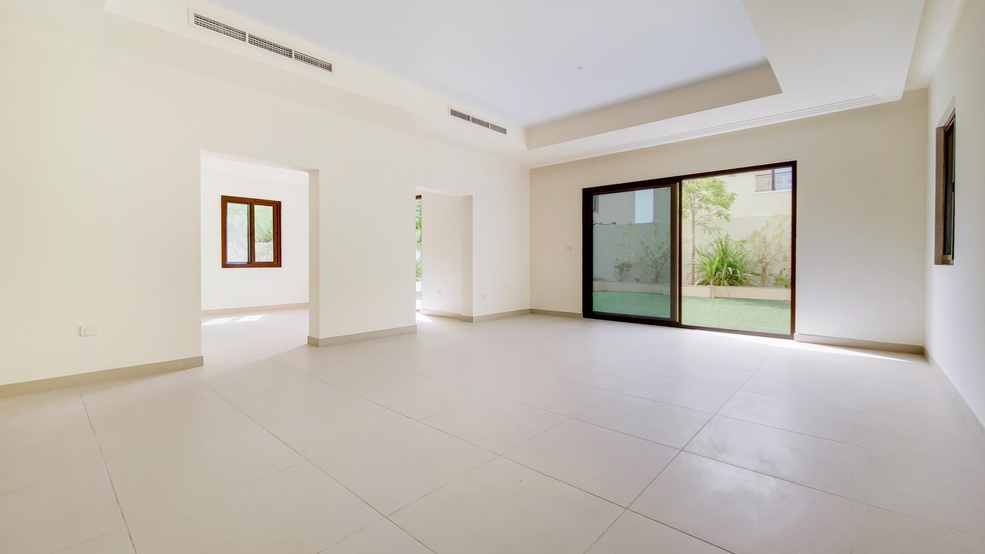 Exclusive 4-bedroom villa with landscaped garden in Arabian Ranches 2, Lila community