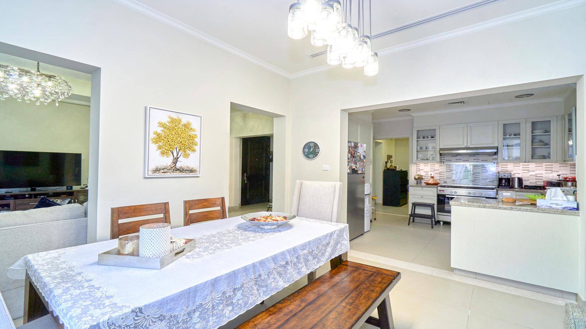 Stylish dining area in a spacious villa for rent in Arabian Ranches 2, Lila community