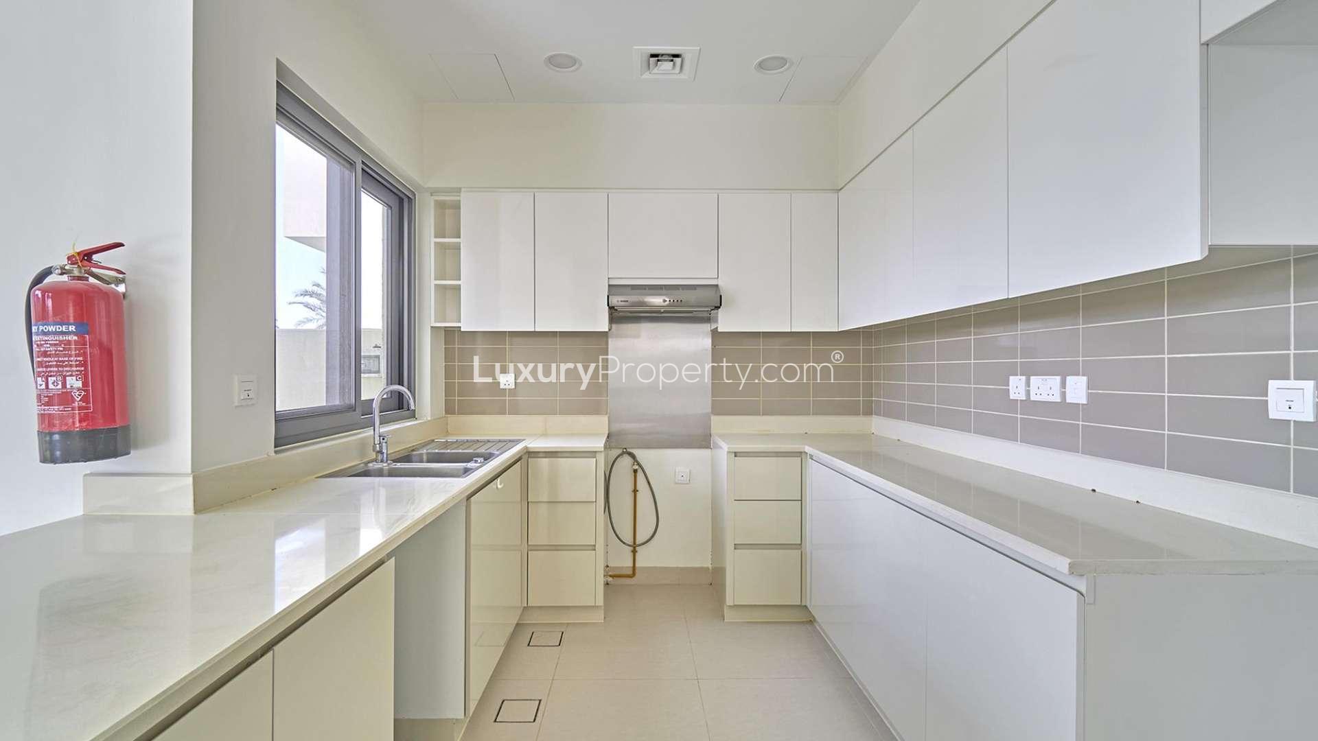 Modern villa exterior with landscaped garden in Maple, Dubai Hills Estate. Rent LP11362