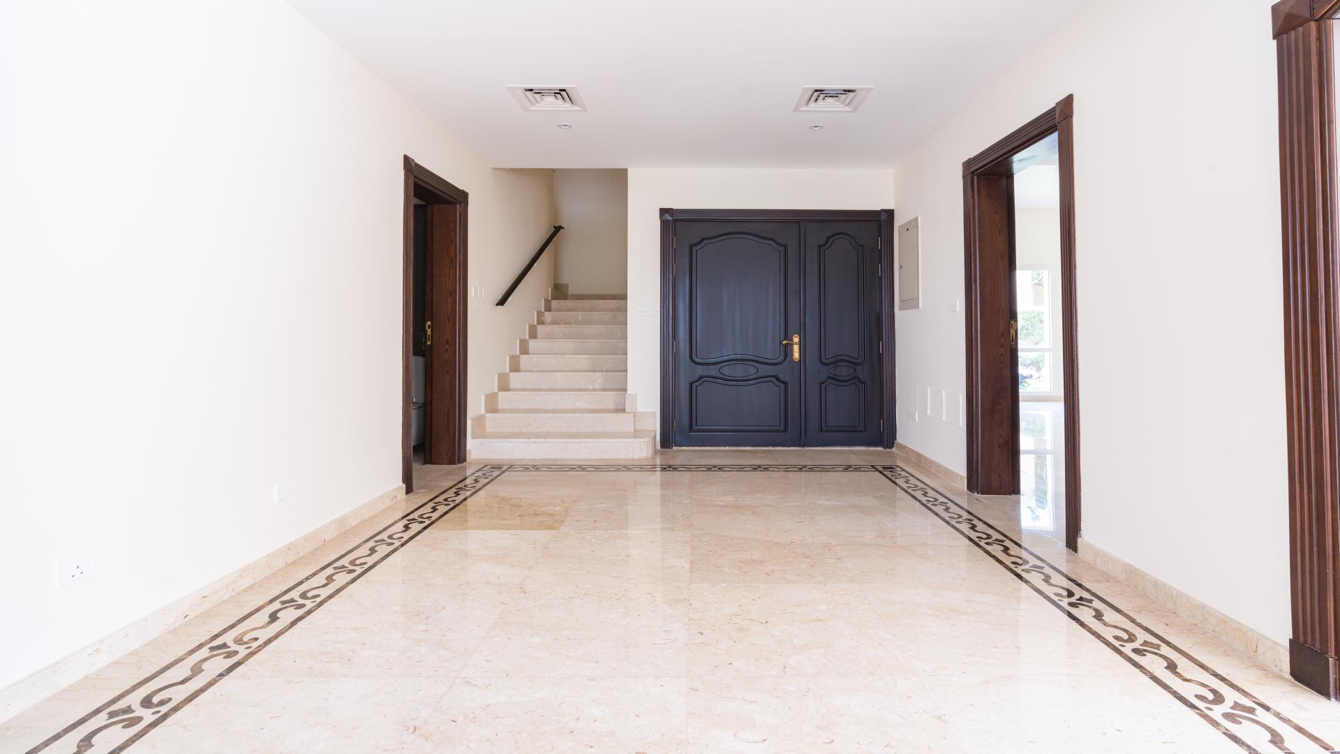 Luxurious villa with private pool and garden in Meadows 2, available for rent