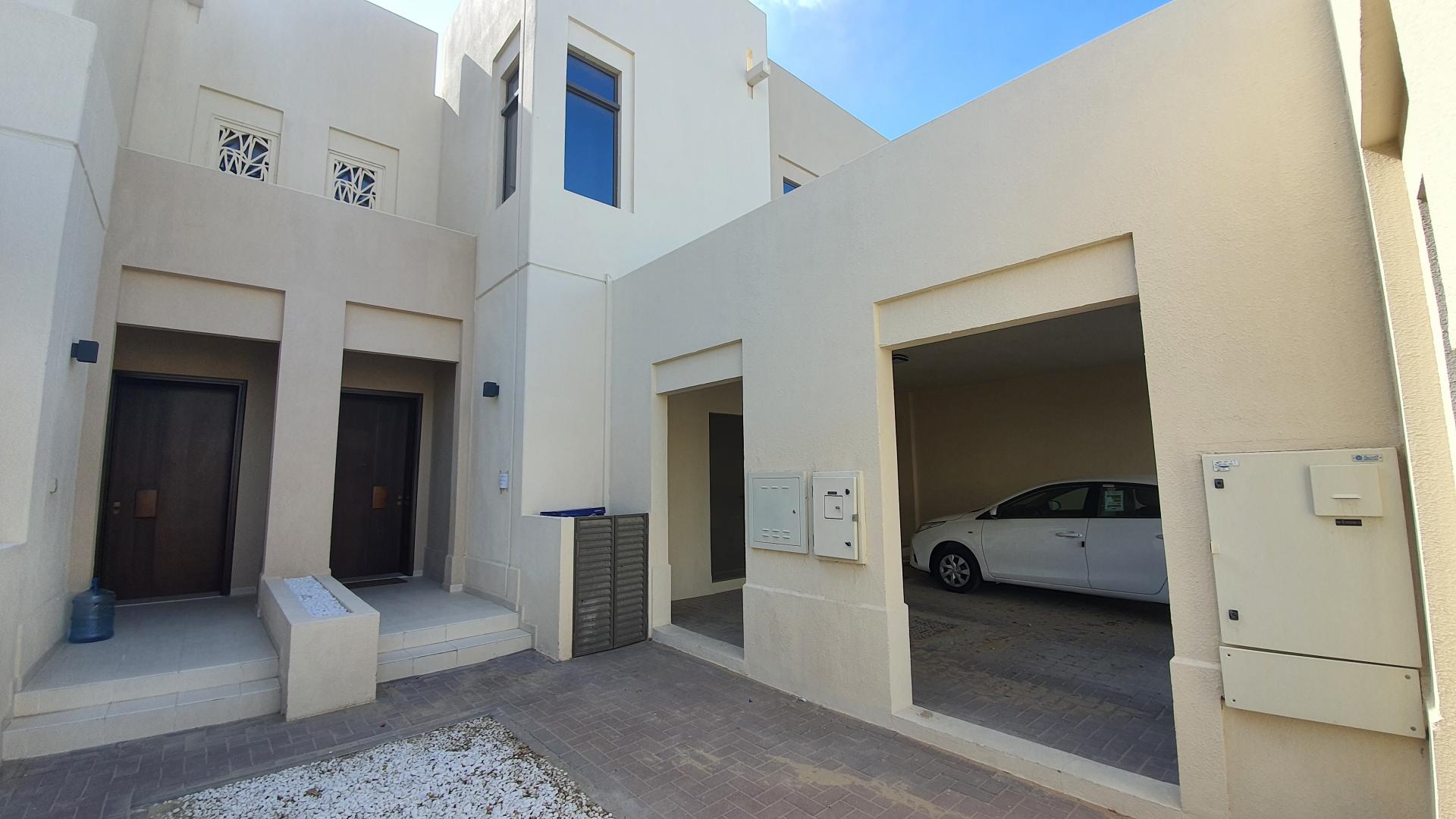 Family-friendly 4-bedroom villa with garden in Mira Community, Reem, for rent