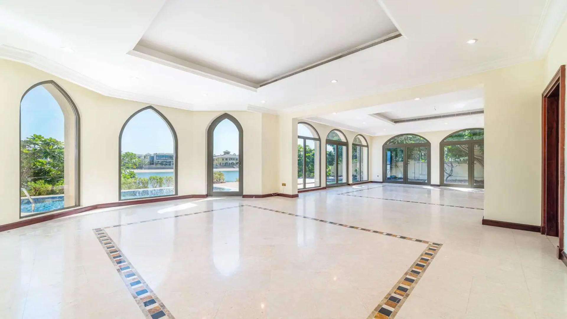 Beachfront view from Atrium Entry Garden Homes Villa, Palm Jumeirah, Dubai