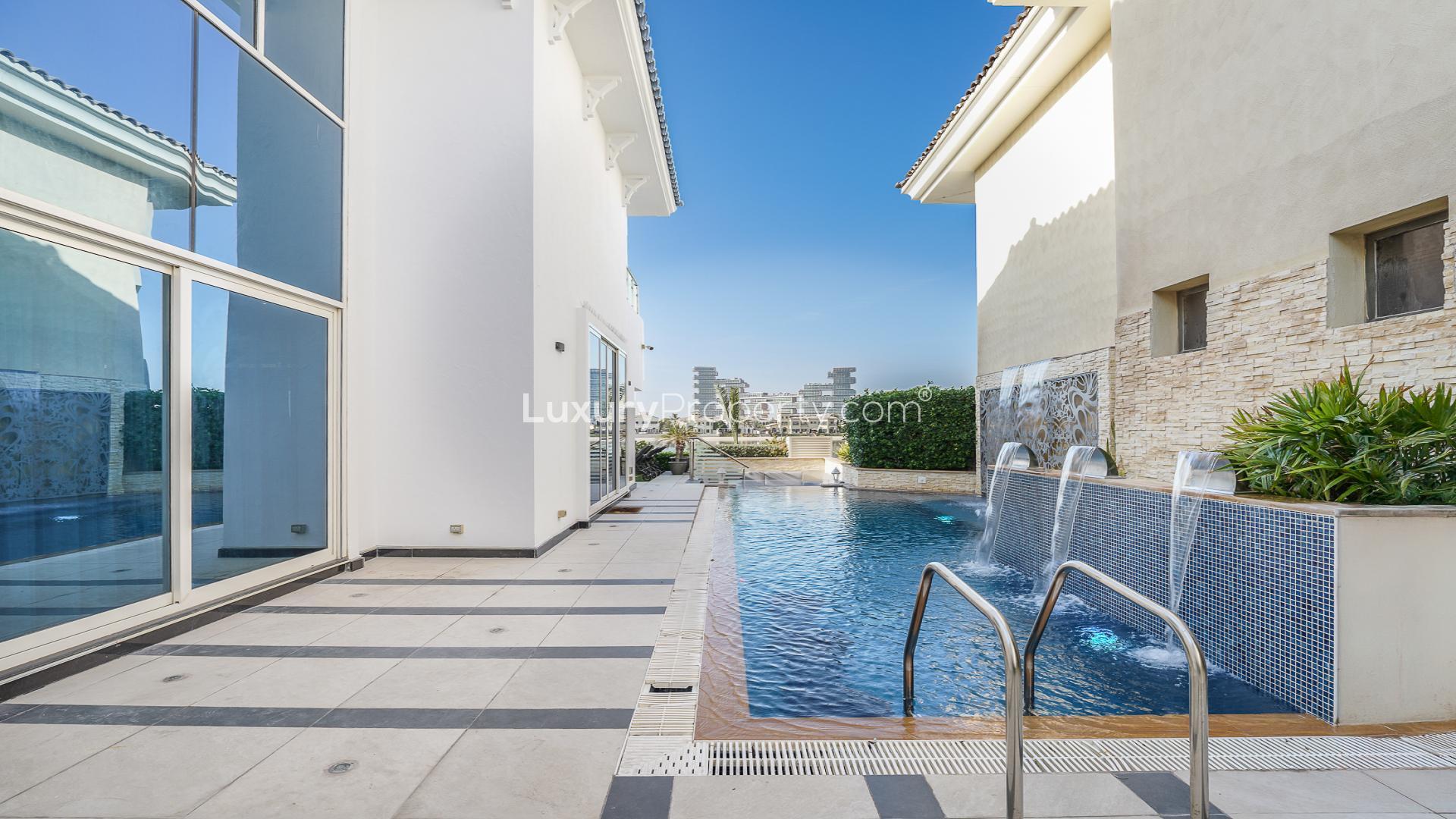 4 Bedroom Villa for Rent on Frond D, Palm Jumeirah | Luxury Property