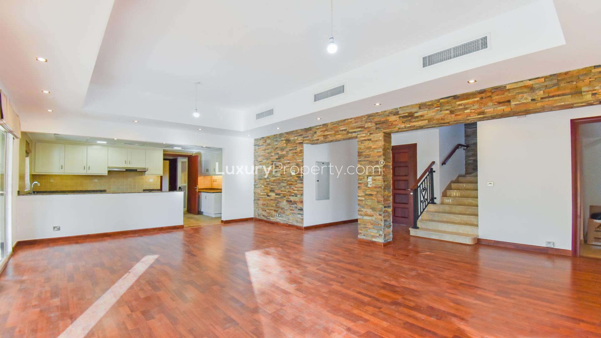 Beautiful upgraded villa with lush garden in Palmera, Arabian Ranches, for rent